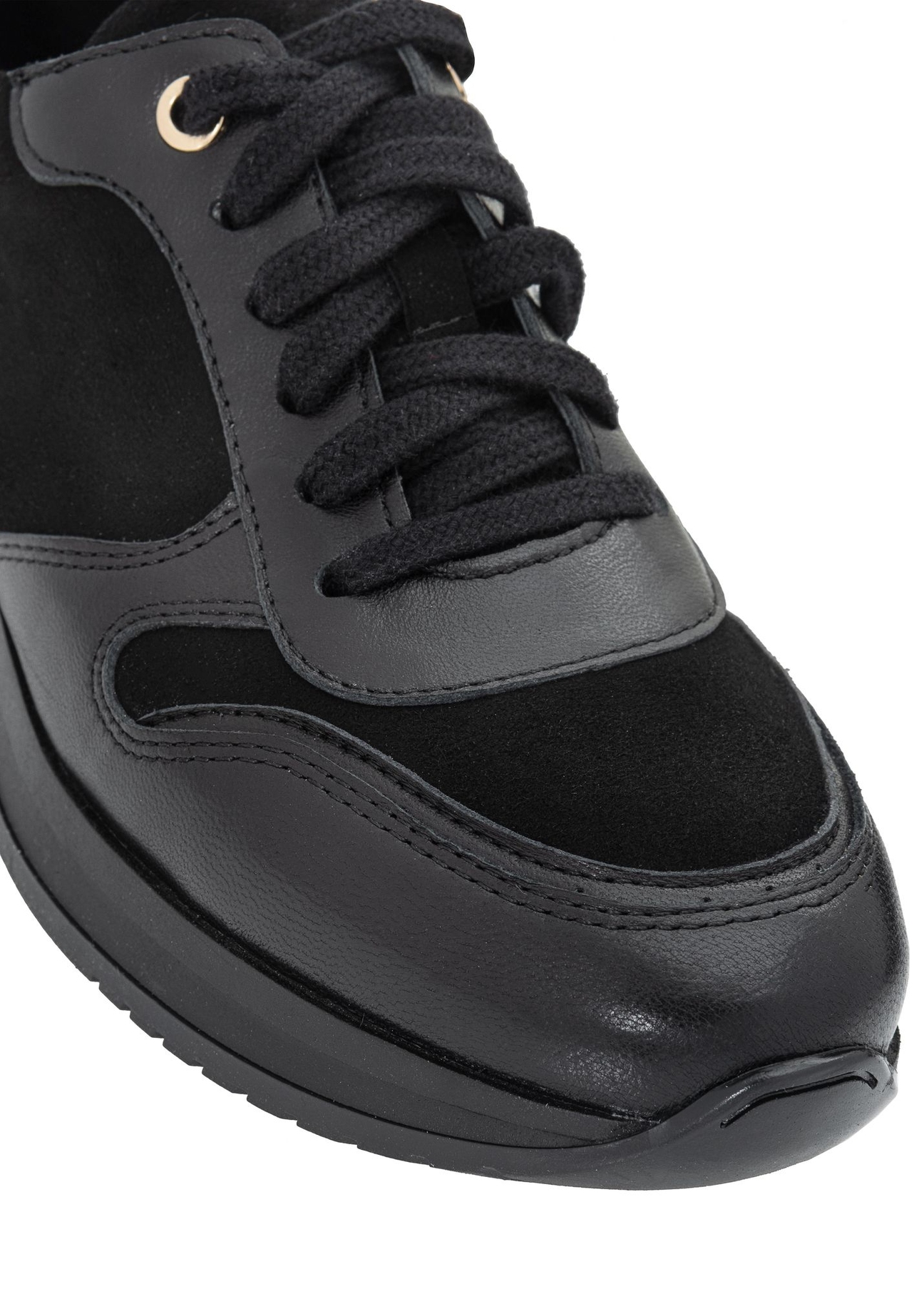 Czarne skórzane sneakersy damskie BUTYD-0993-98(W23)-06