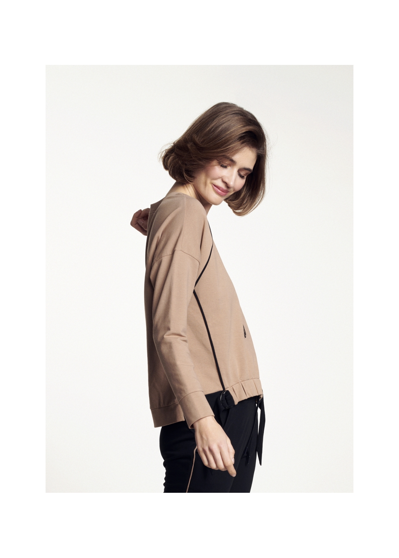Bluza damska BLZDT-0061-81(W21)-02