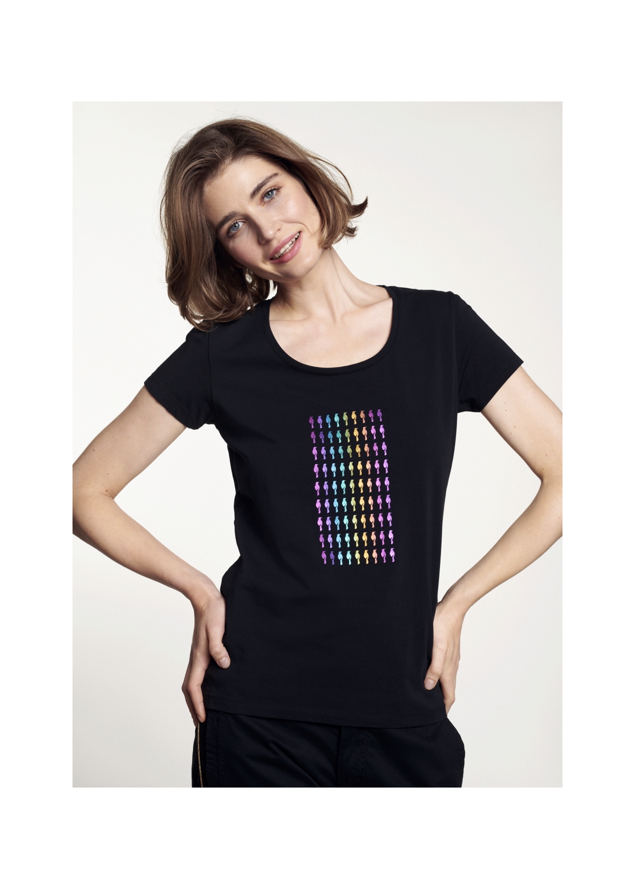 T-shirt damski TSHDT-0064-99(W21)-01