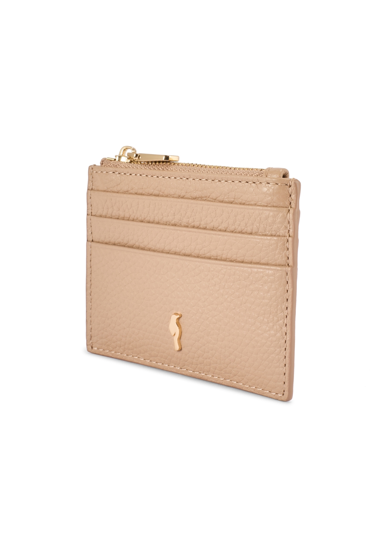 Mały skórzany portfel damski PORES-0806R-1B(W26), widok produktu skosem na białym tle.