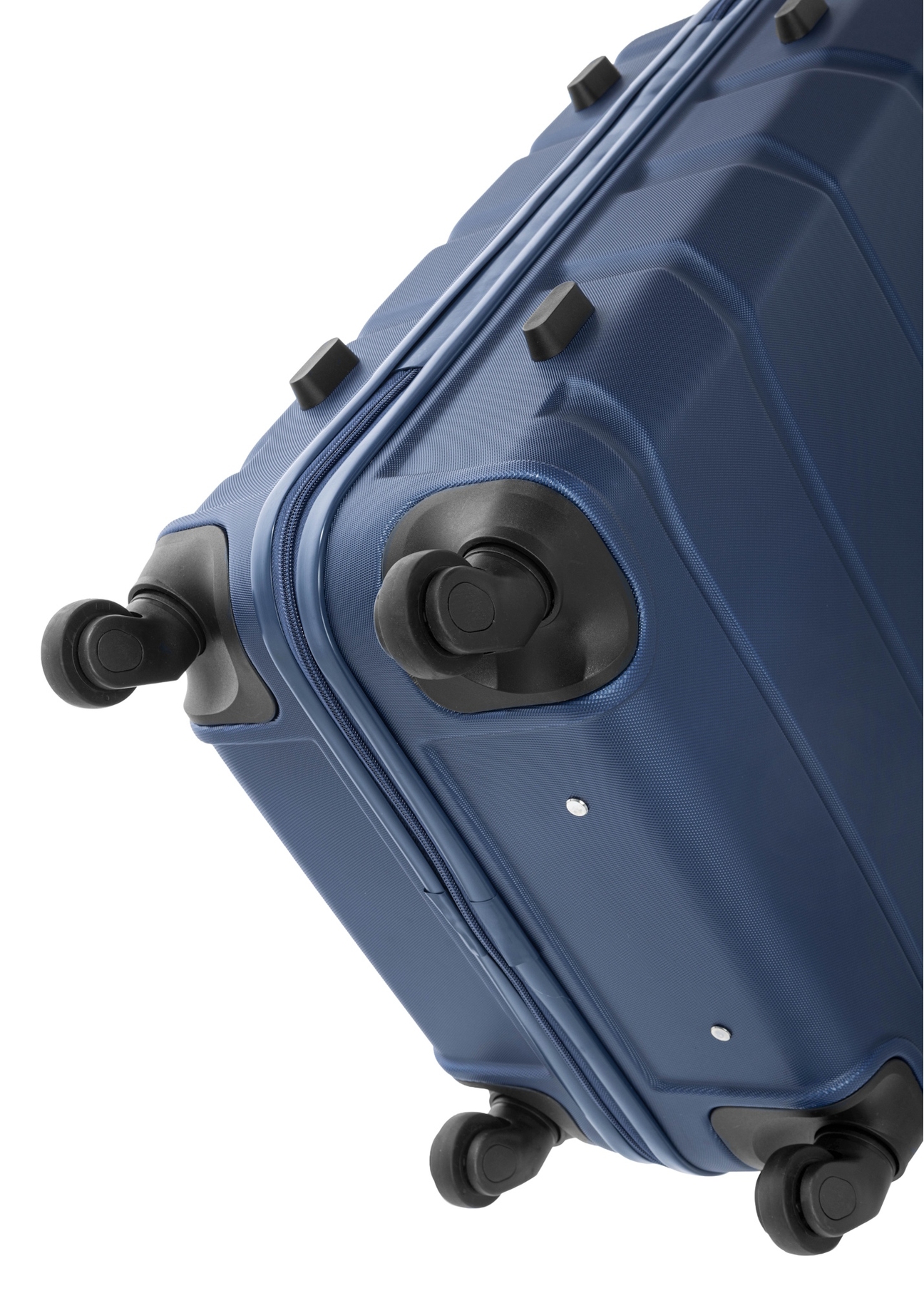 Walizka mała na kółkach WALAB-0077-7D-19(W26), zbliżenie na kółka produktu na białym tle.