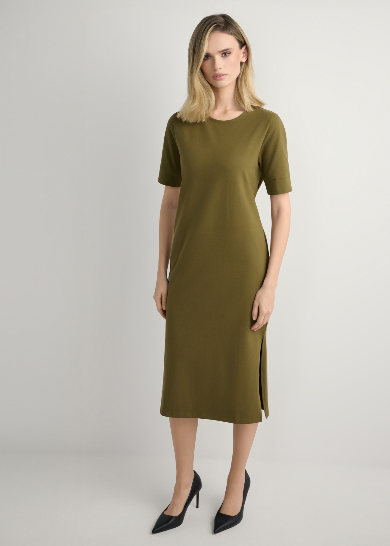 Bawełniana sukienka khaki midi SUKDT-0256-8D(W26)