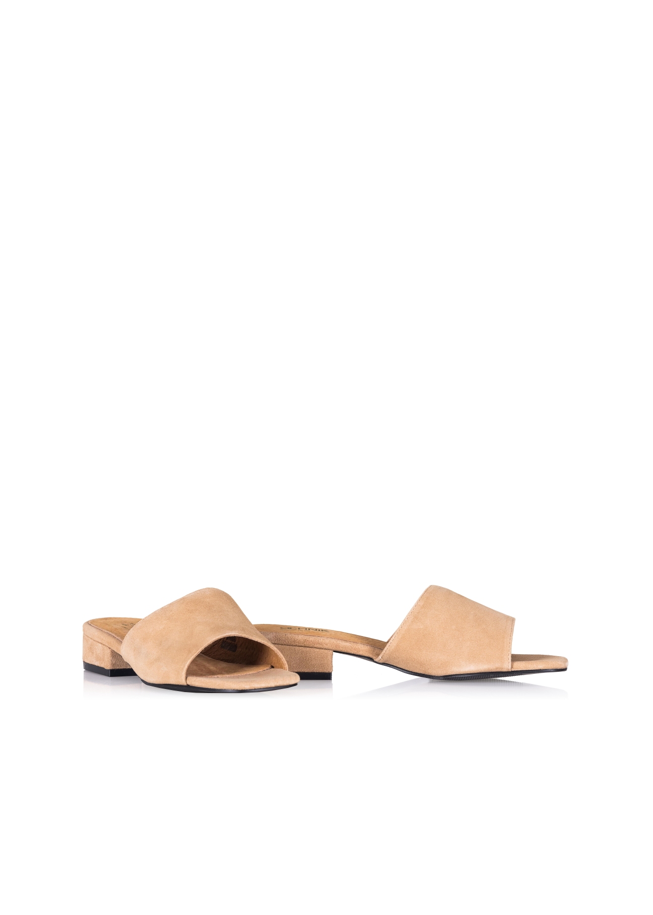 Buty damskie BUTYD-0724-81(W21)-05