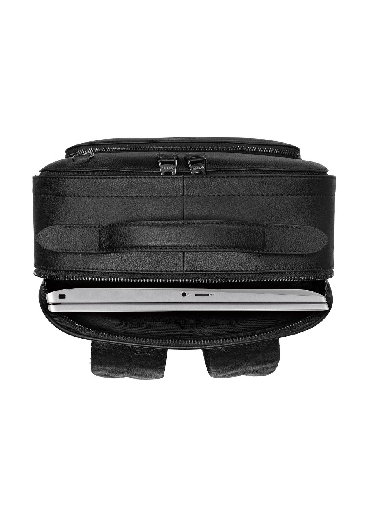 Czarny skórzany plecak męski PLCMS-0018R-9I(W26), widok produktu w środku na białym tle.