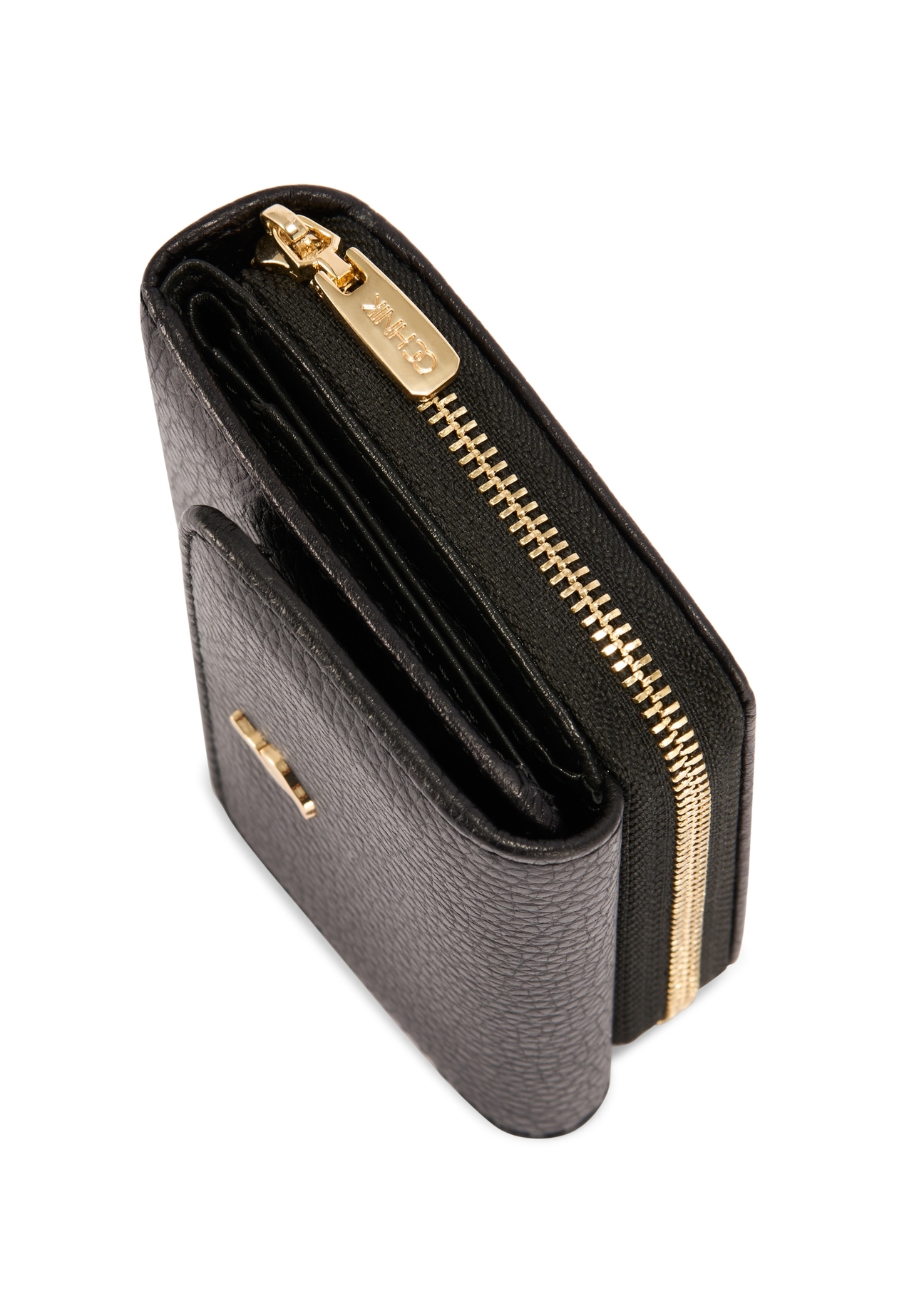 Czarny skórzany portfel damski z ochroną RFID PORES-0825RFID-99(Z25), zbliżenie na detal produktu, widok na białym tle.