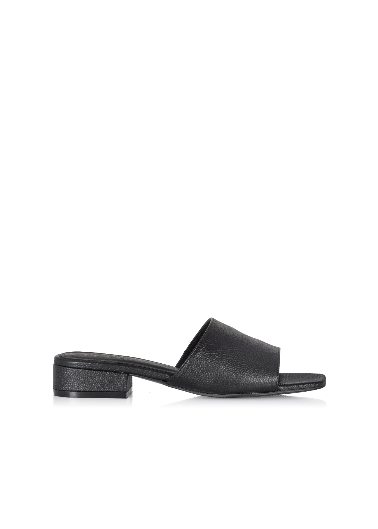 Buty damskie BUTYD-0724-99(W21)-01