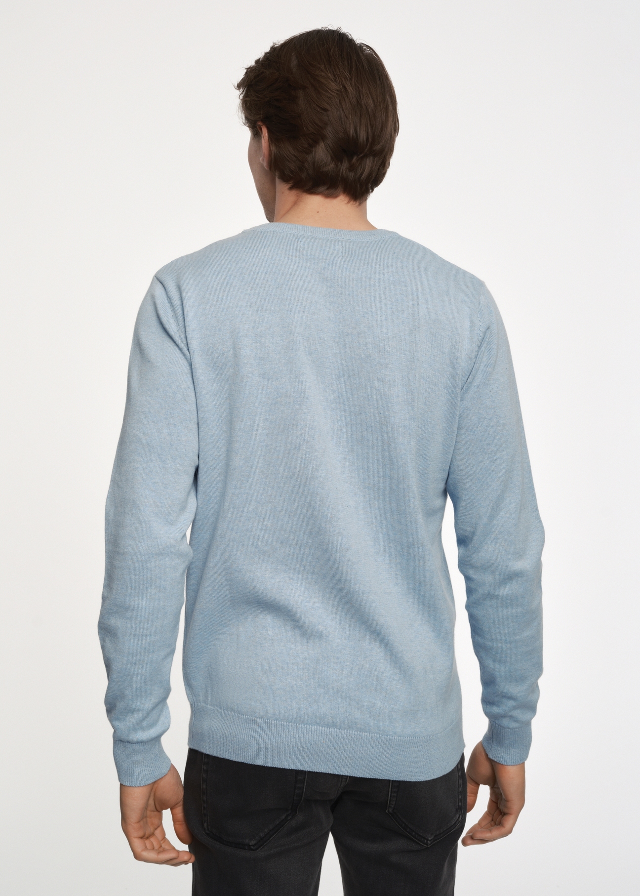 Jasnoniebieski sweter męski z logo SWEMT-0114-60(Z23)-03