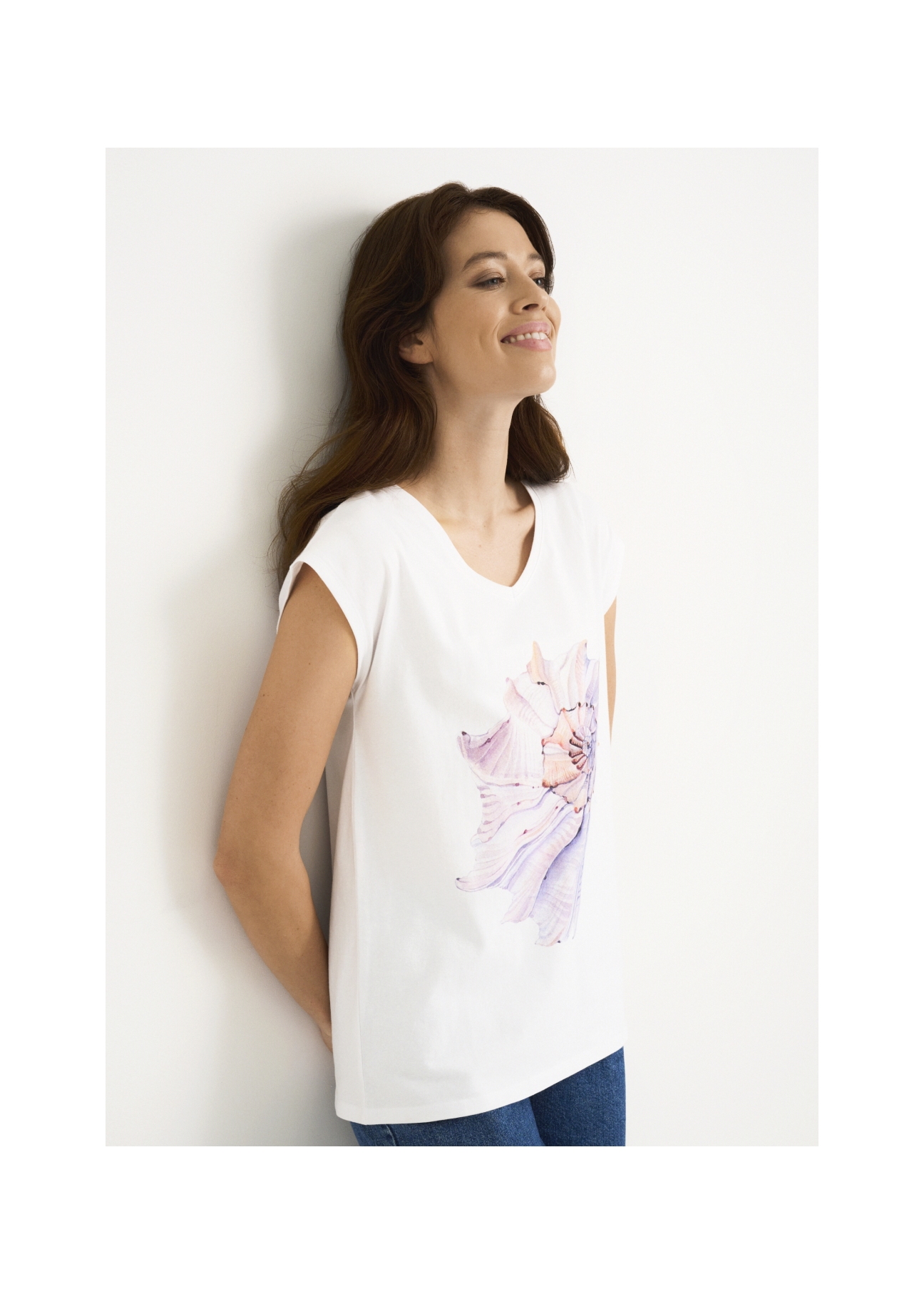 T-shirt damski TSHDT-0088-11(W22)-02