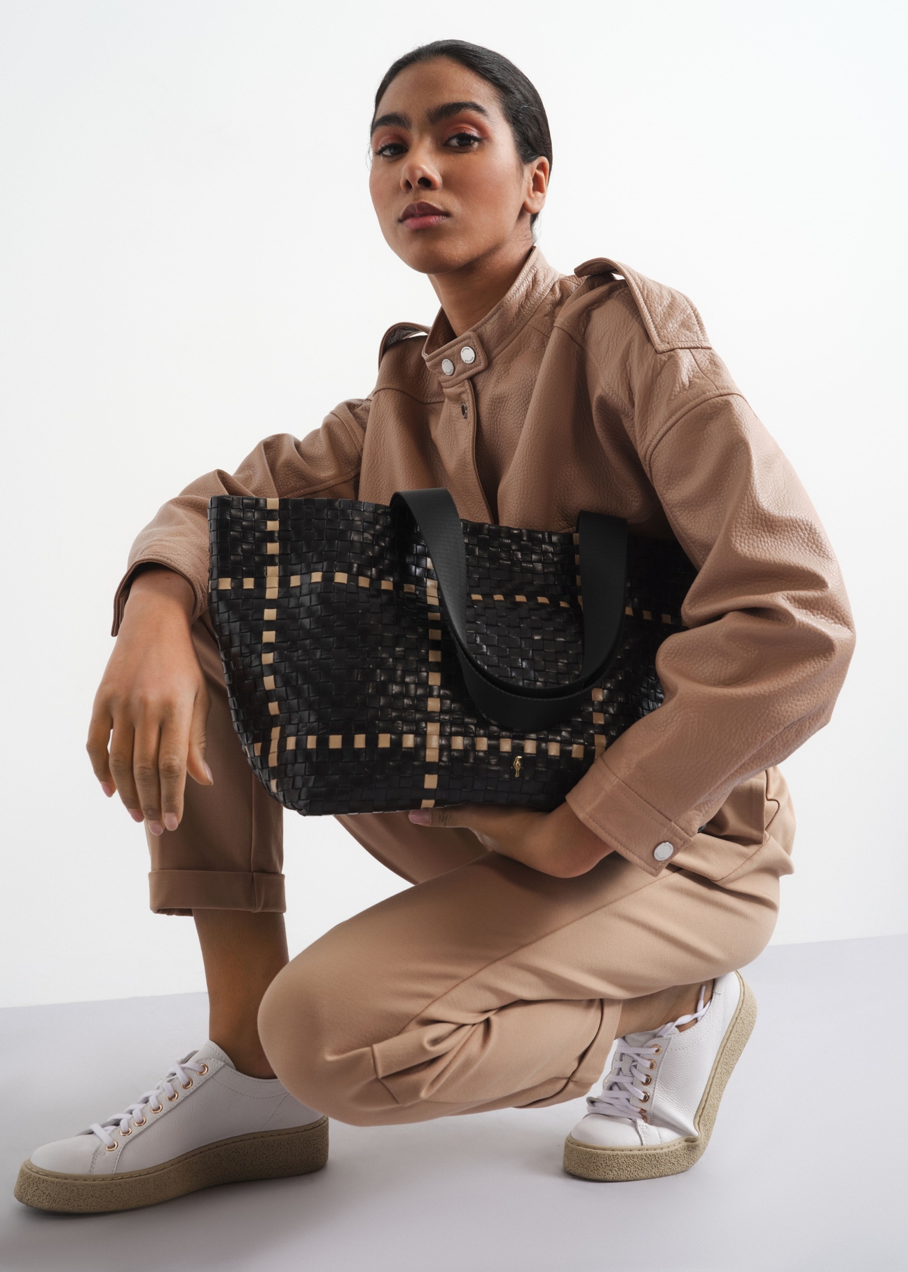 Skórzana torebka damska shopper TORES-0920-99(W23)-06