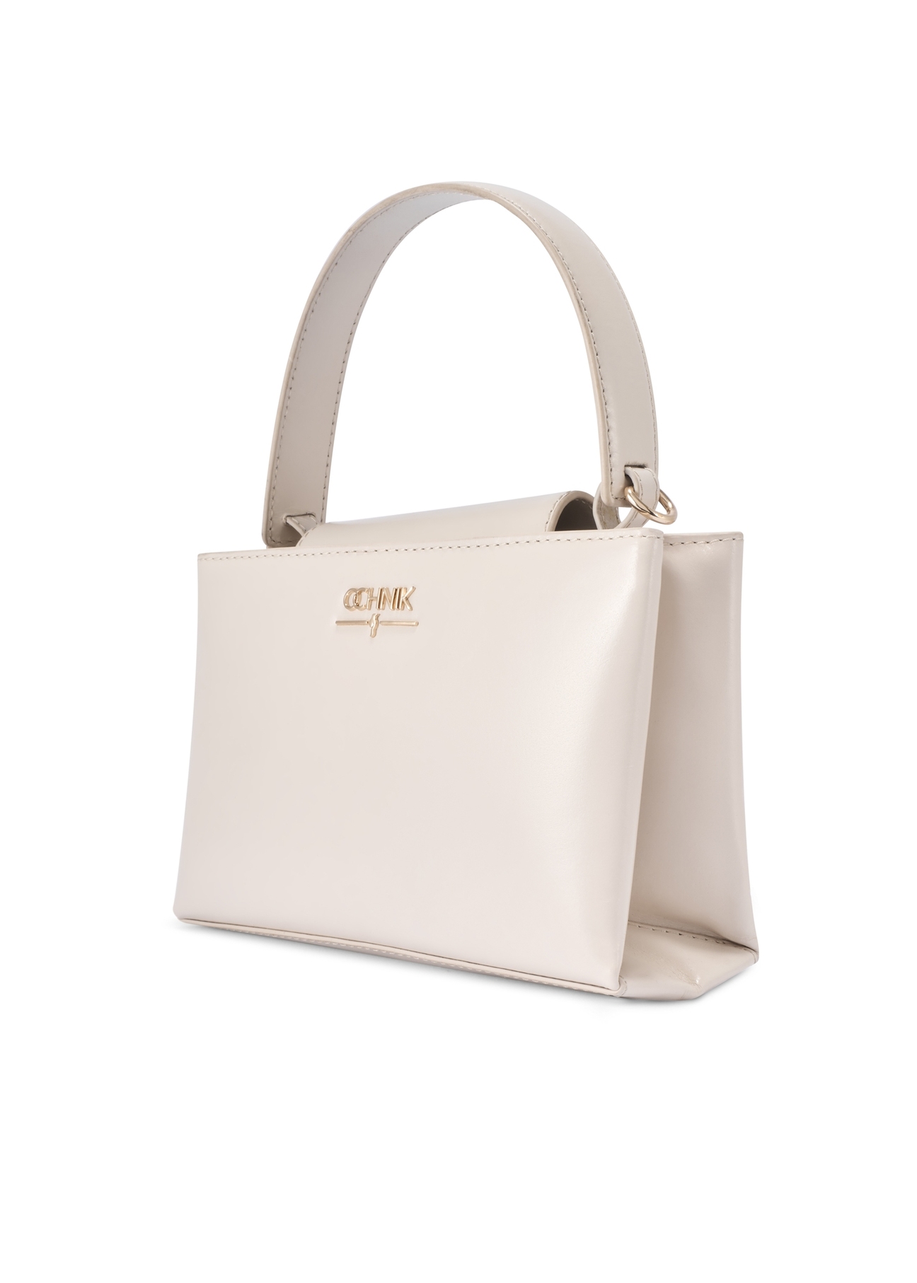 Skórzana kremowa torebka kuferek TORES-1270-0B(W26), widok produktu skosem na białym tle.