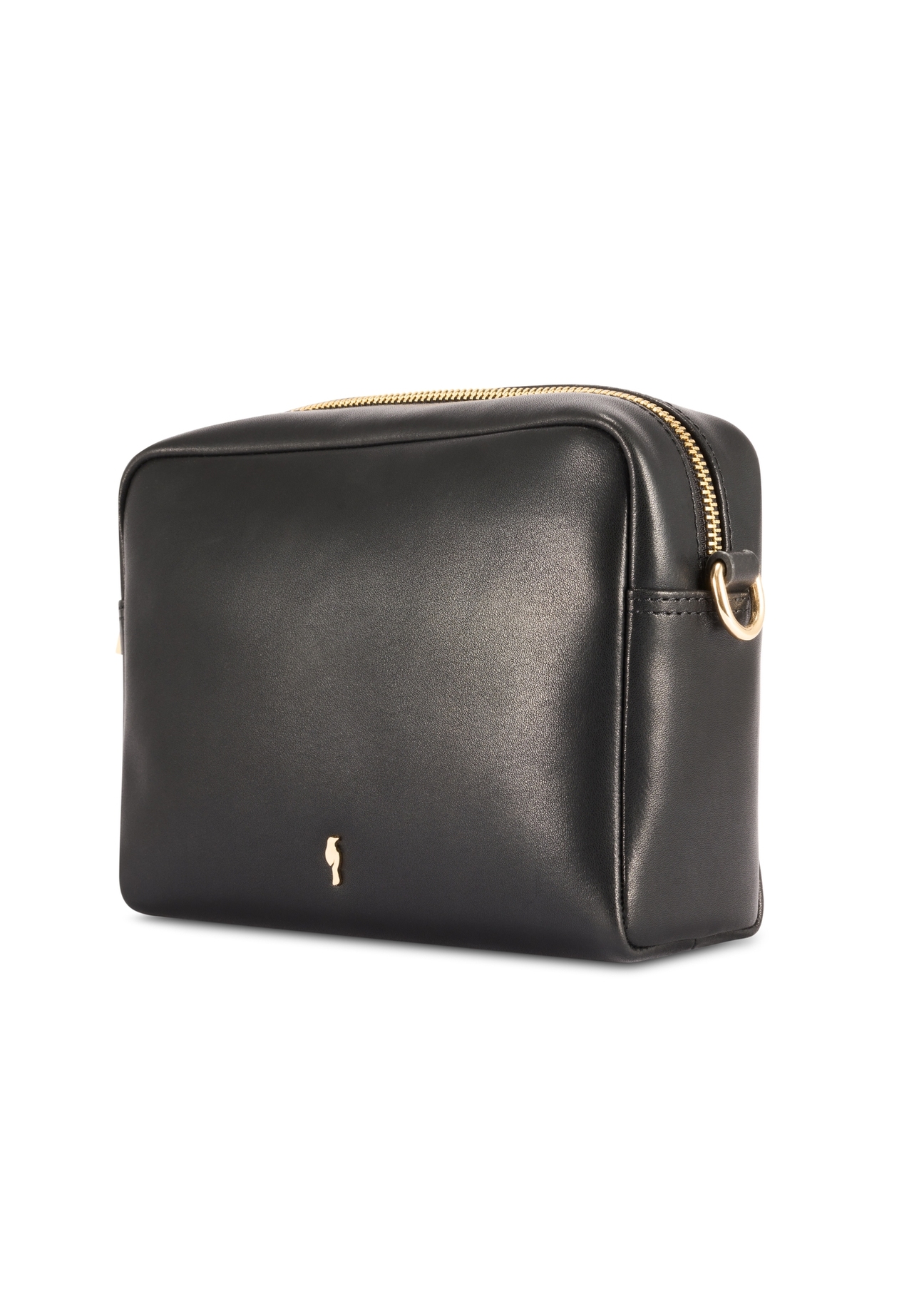 Czarna skórzana torebka damska TORES-1261-99(W26) - widok produktu po skosie, na białym tle.