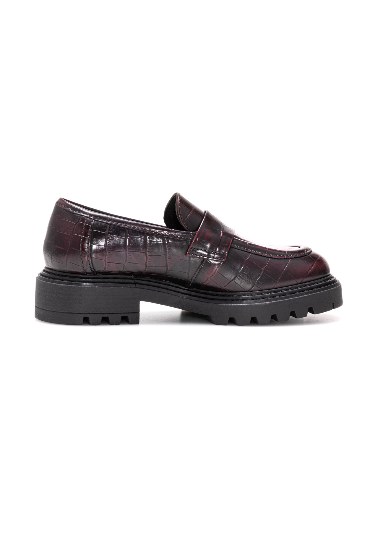 Bordowe mokasyny damskie croco BUTYD-1189-90(Z25), widok produktu z boku na białym tle.