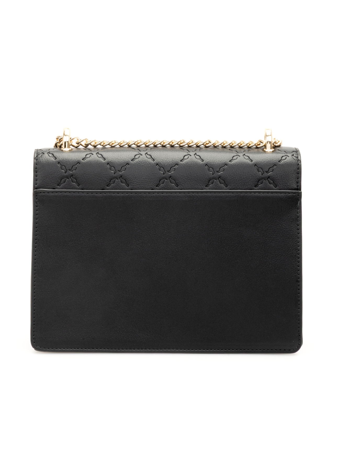 Czarna torebka damska z monogramem TOREC-1155-99(W26), widok produktu z tyłu na białym tle.