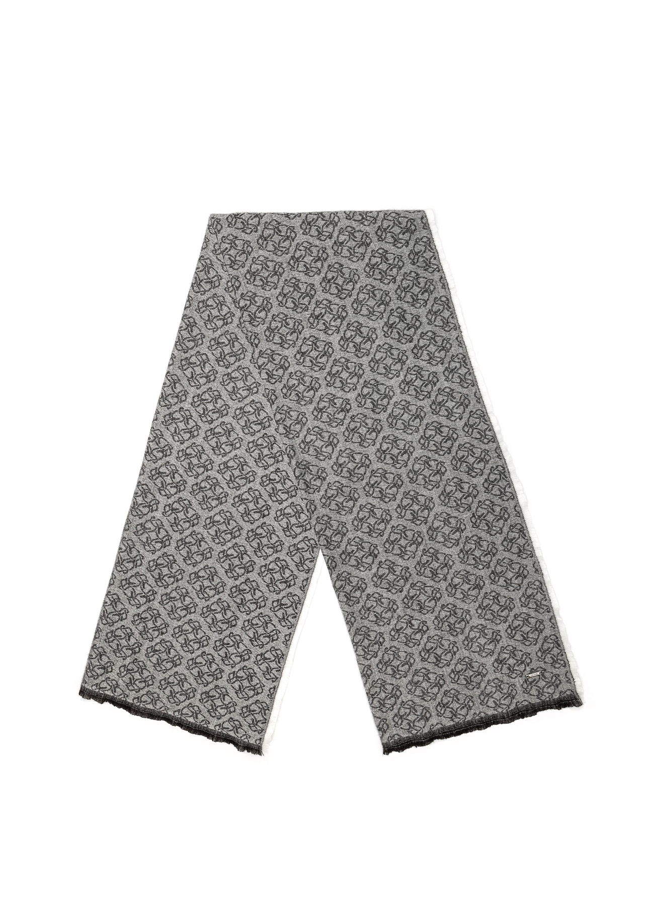 Duży szary szalik damski w monogram SZADT-0130A-91(Z25), widok produktu od przodu na białym.-02