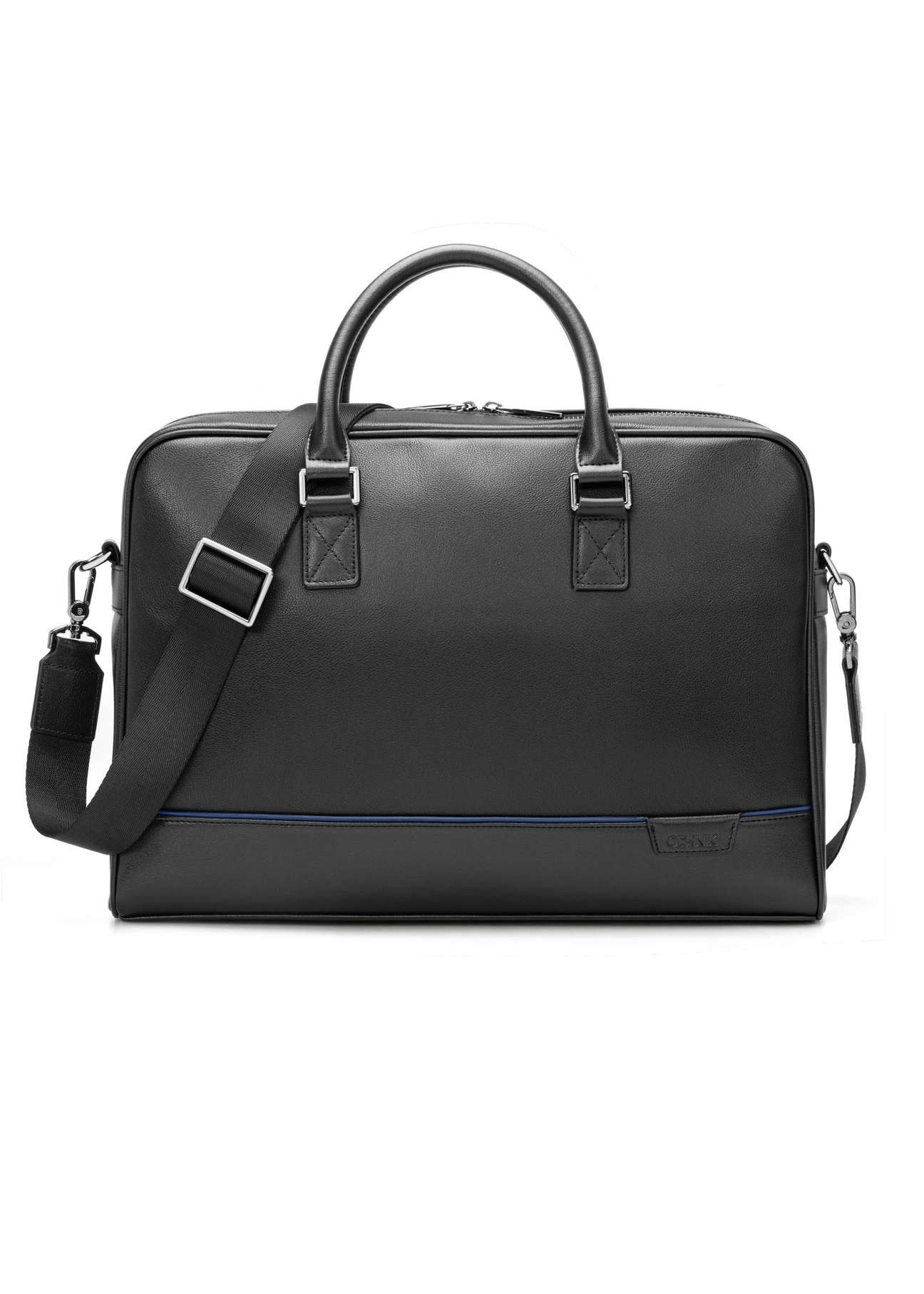 Czarna skórzana torba na laptopa TORMS-0494-99(W26) - widok produktu z przodu, na białym tle. 