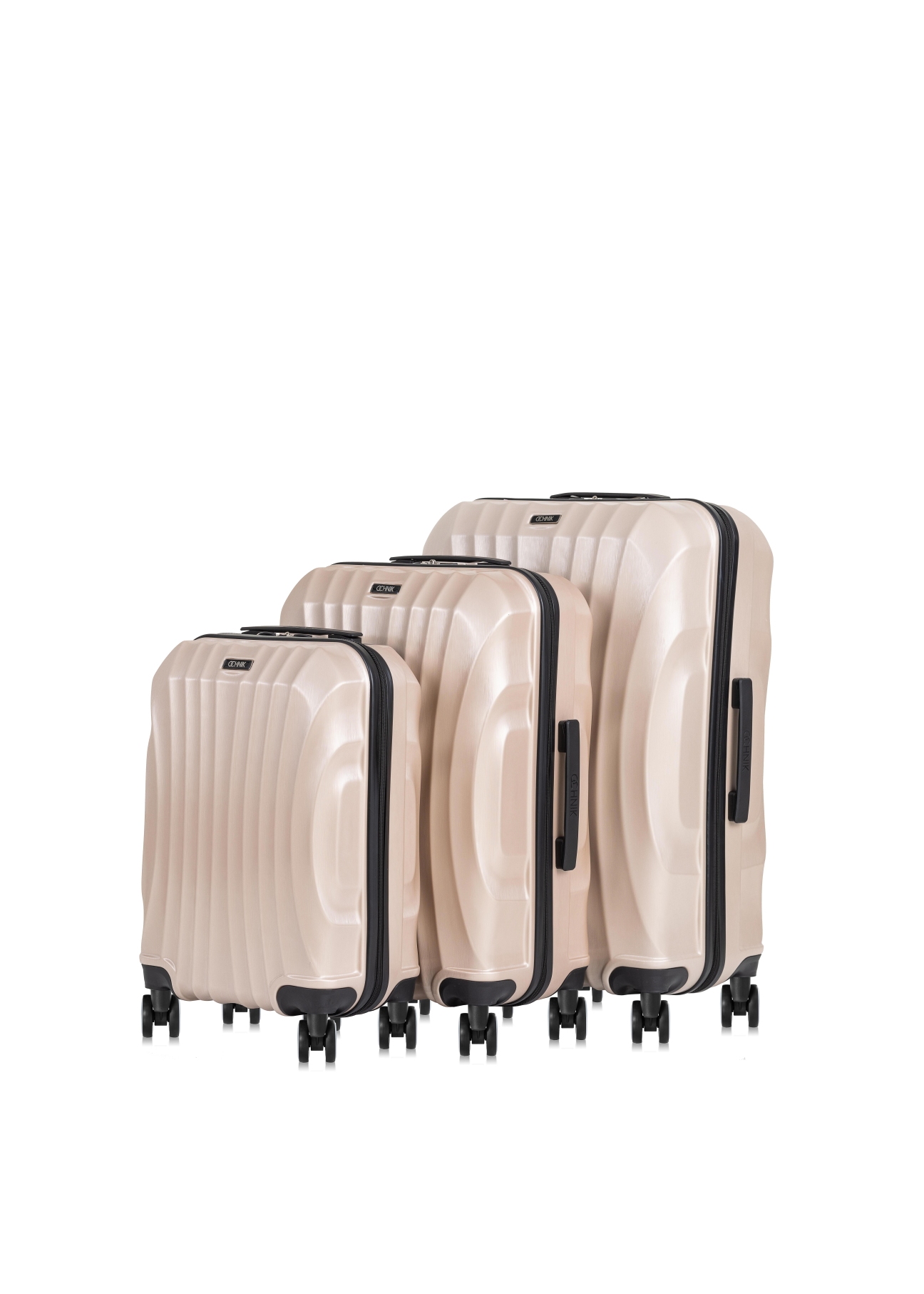 Komplet walizek na kółkach 19'/24'/28' WALPC-0008-81(W22)-01