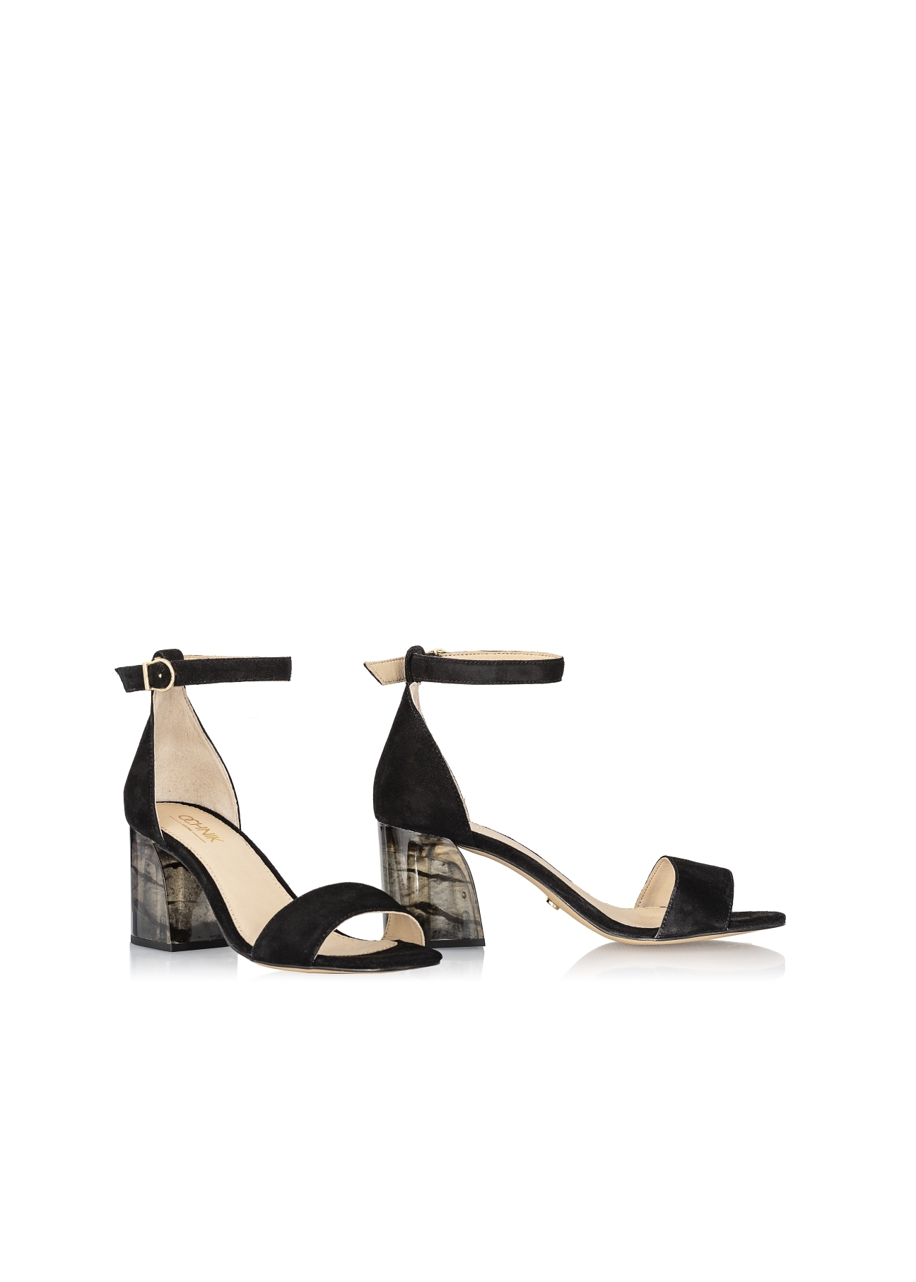 Buty damskie BUTYD-0356-99(W19)-06