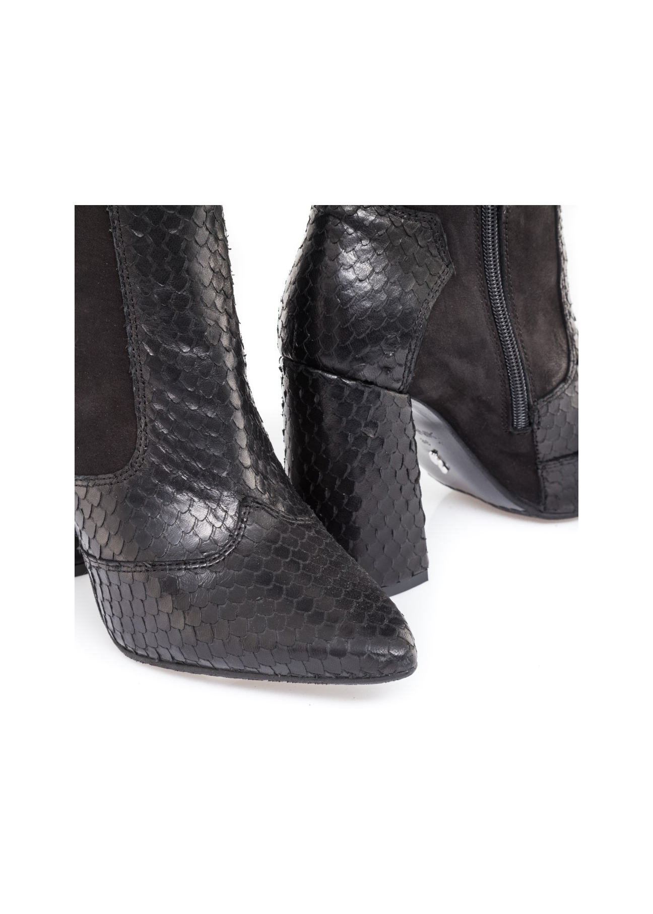 Buty damskie BUTYD-0181-99(Z17)-04