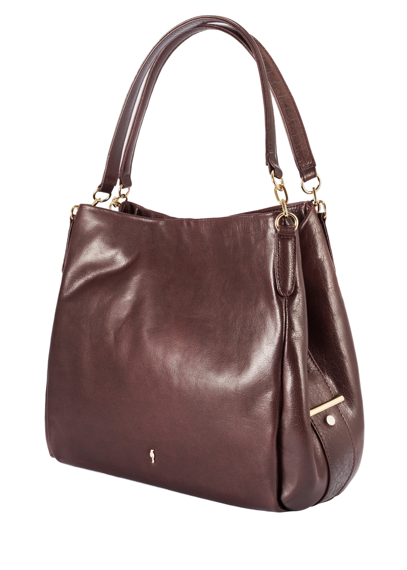Brązowa skórzana damska torebka shopper TORES-0636D-89(Z25), widok produktu skosem na białym tle.
