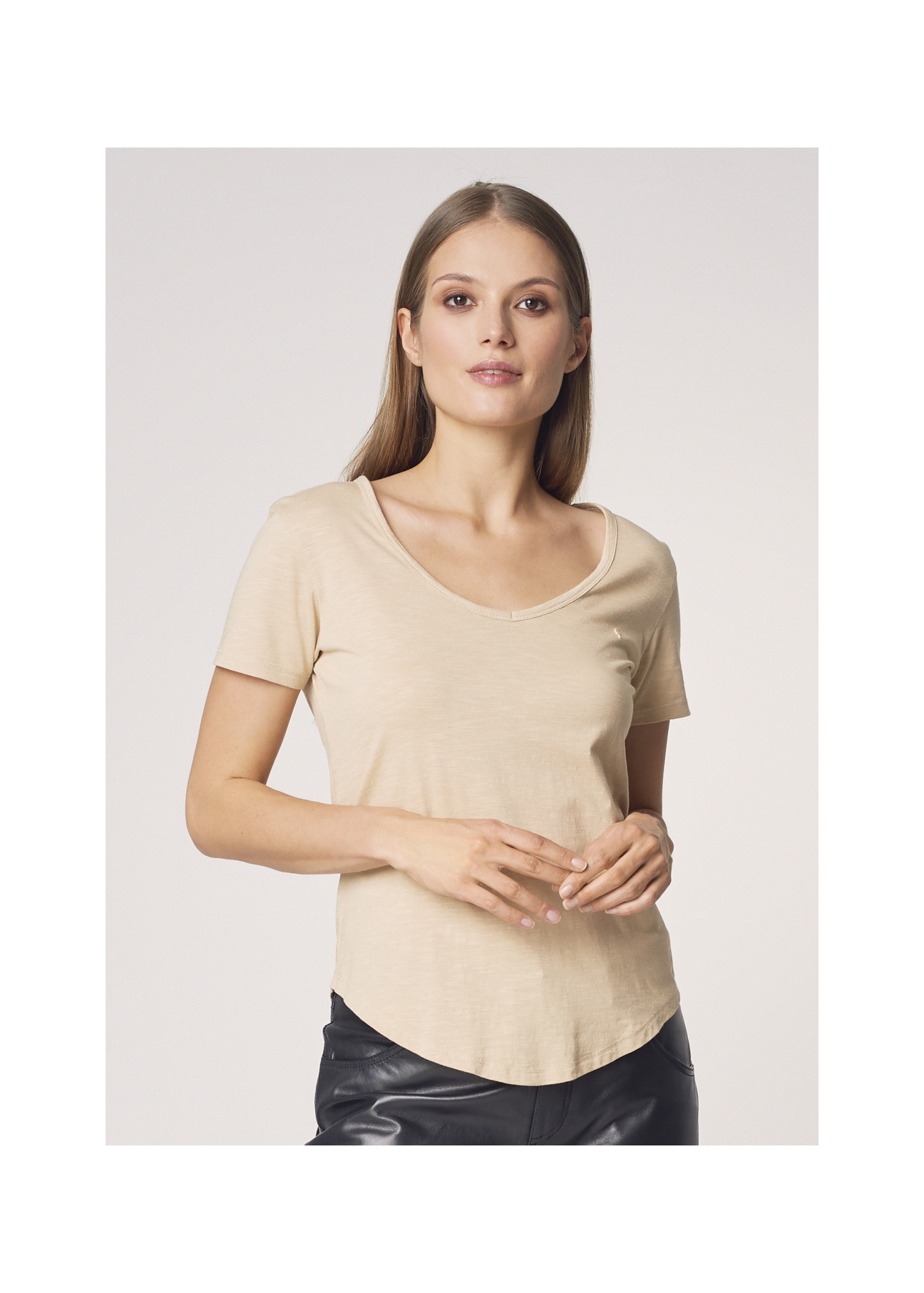 T-shirt damski TSHDT-0077-81(Z21)-01