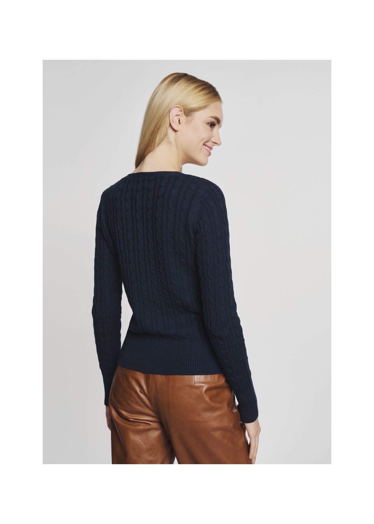 Granatowy sweter dekolt V damski SWEDT-0148-69(Z21)-03