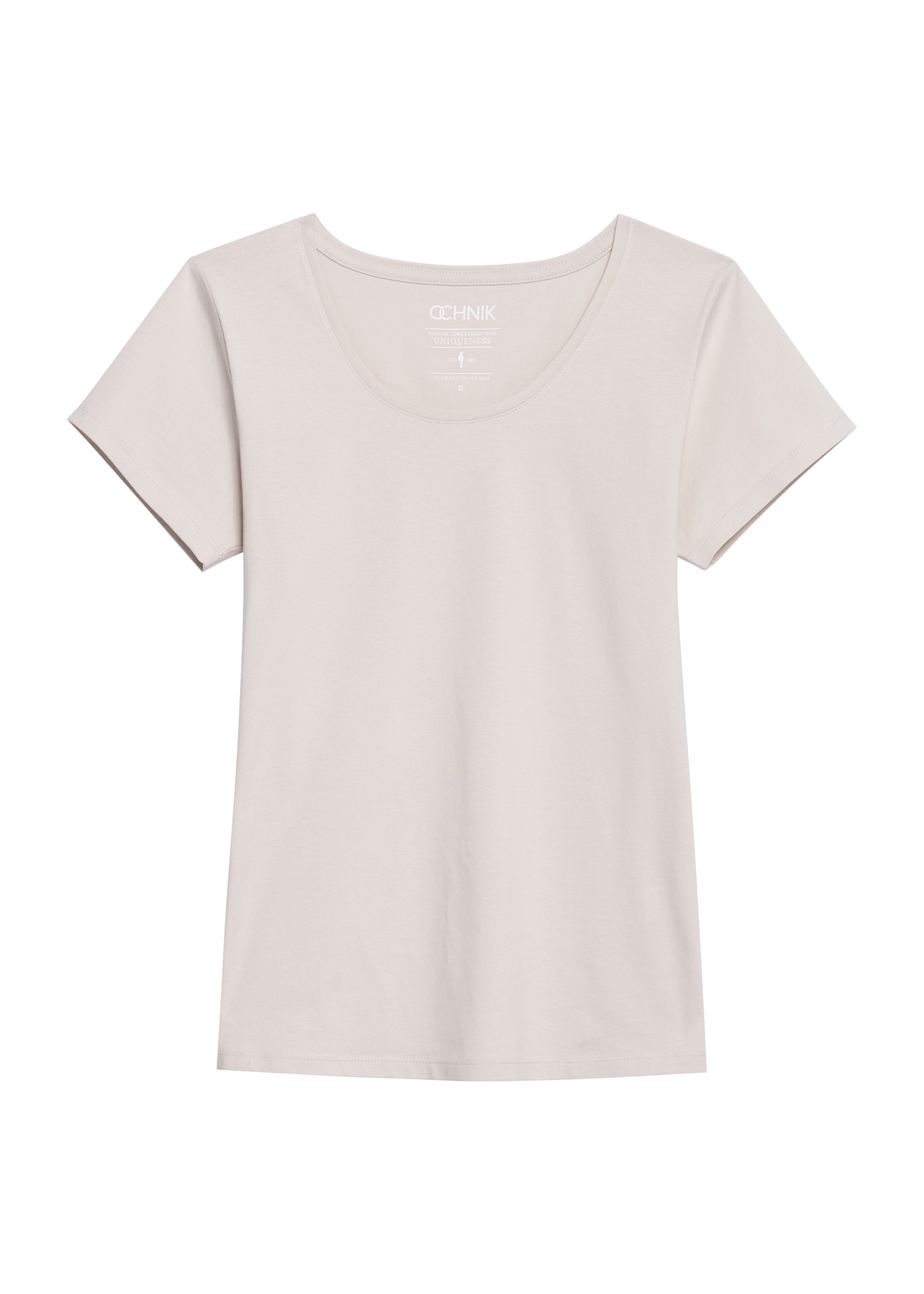 Beżowy T-shirt damski basic TSHDT-0111-81(KS), widoczny produkt od przodu na baiłym tle.
