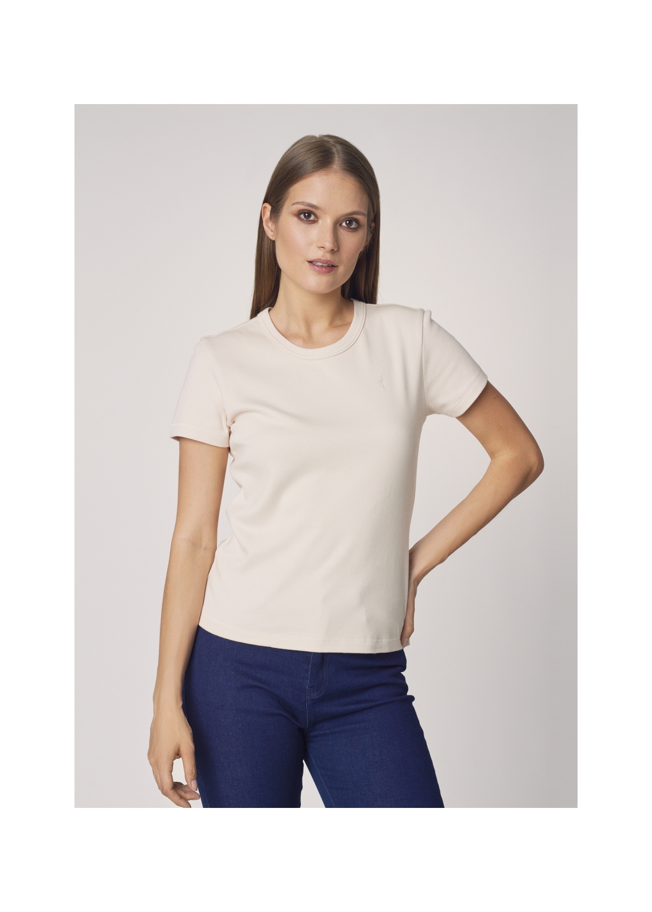 Beżowy T-shirt basic damski TSHDT-0076-81(Z21)-01