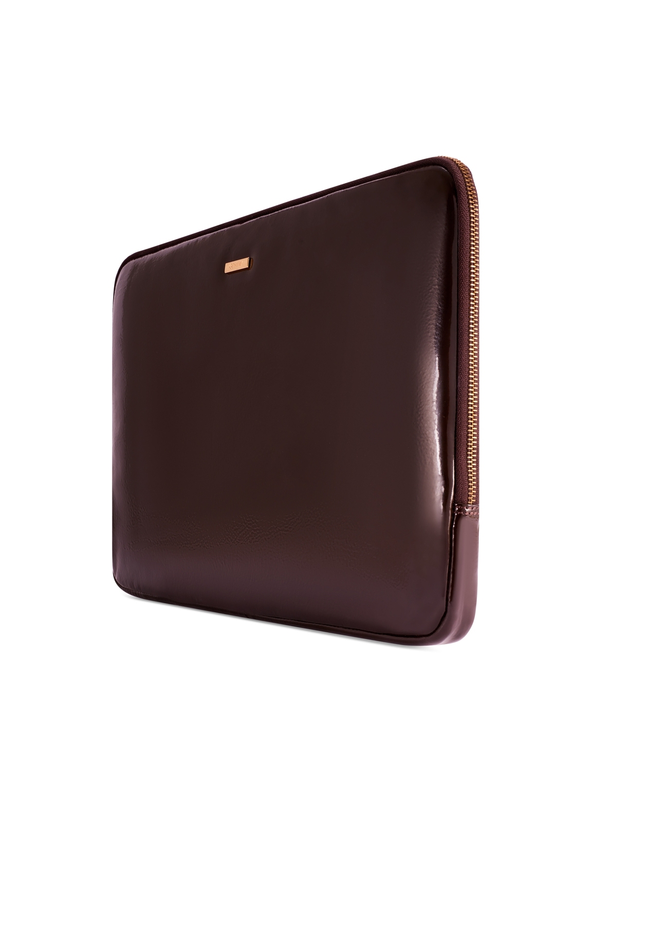 Ciemnobrązowa skórzana aktówka damska TORES-1257-1I(W26) - widok produktu po skosie, na białym tle.