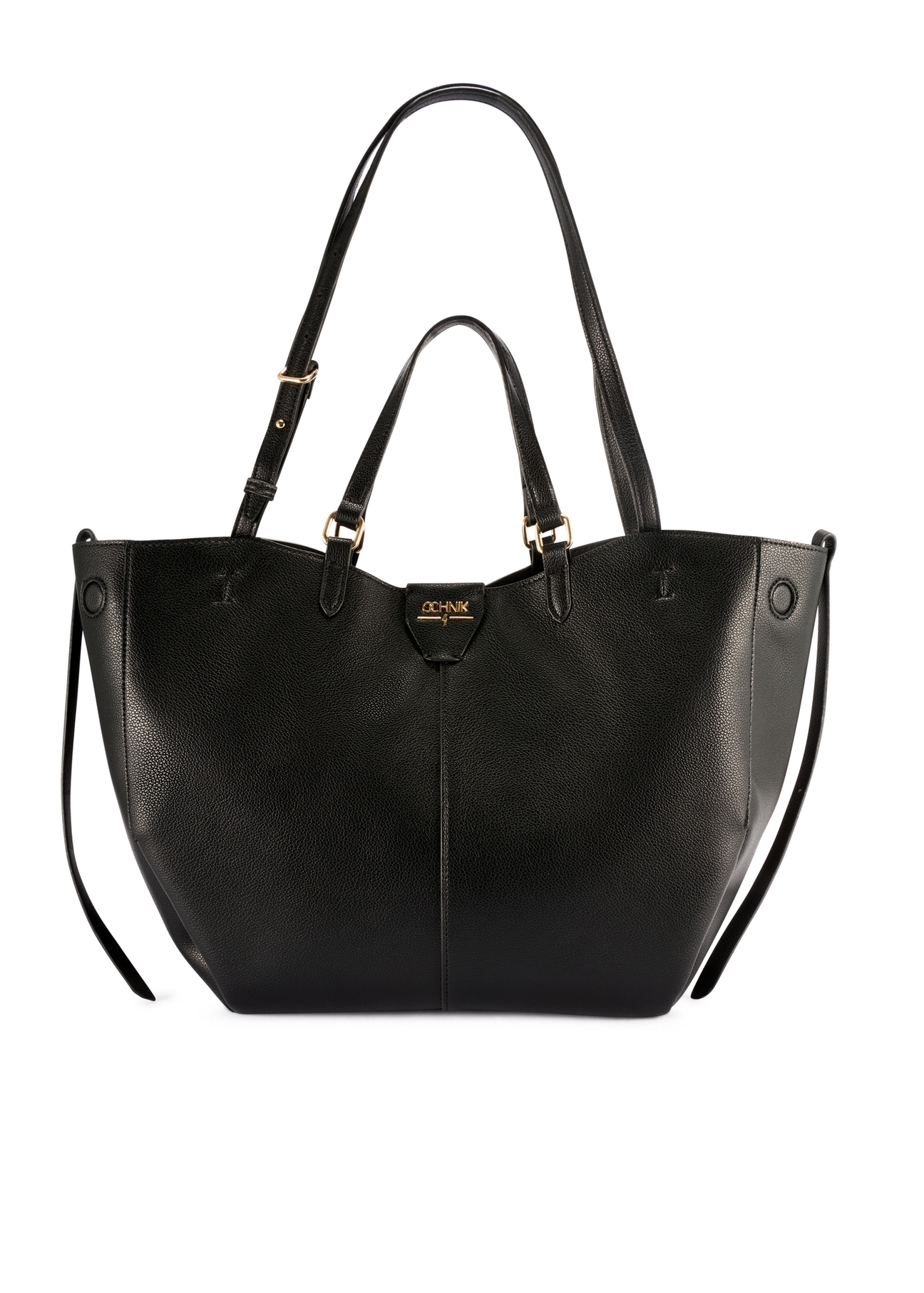 Duża czarna torebka shopper TOREC-1201-99(W26), widok produktu z przodu na białym tle.