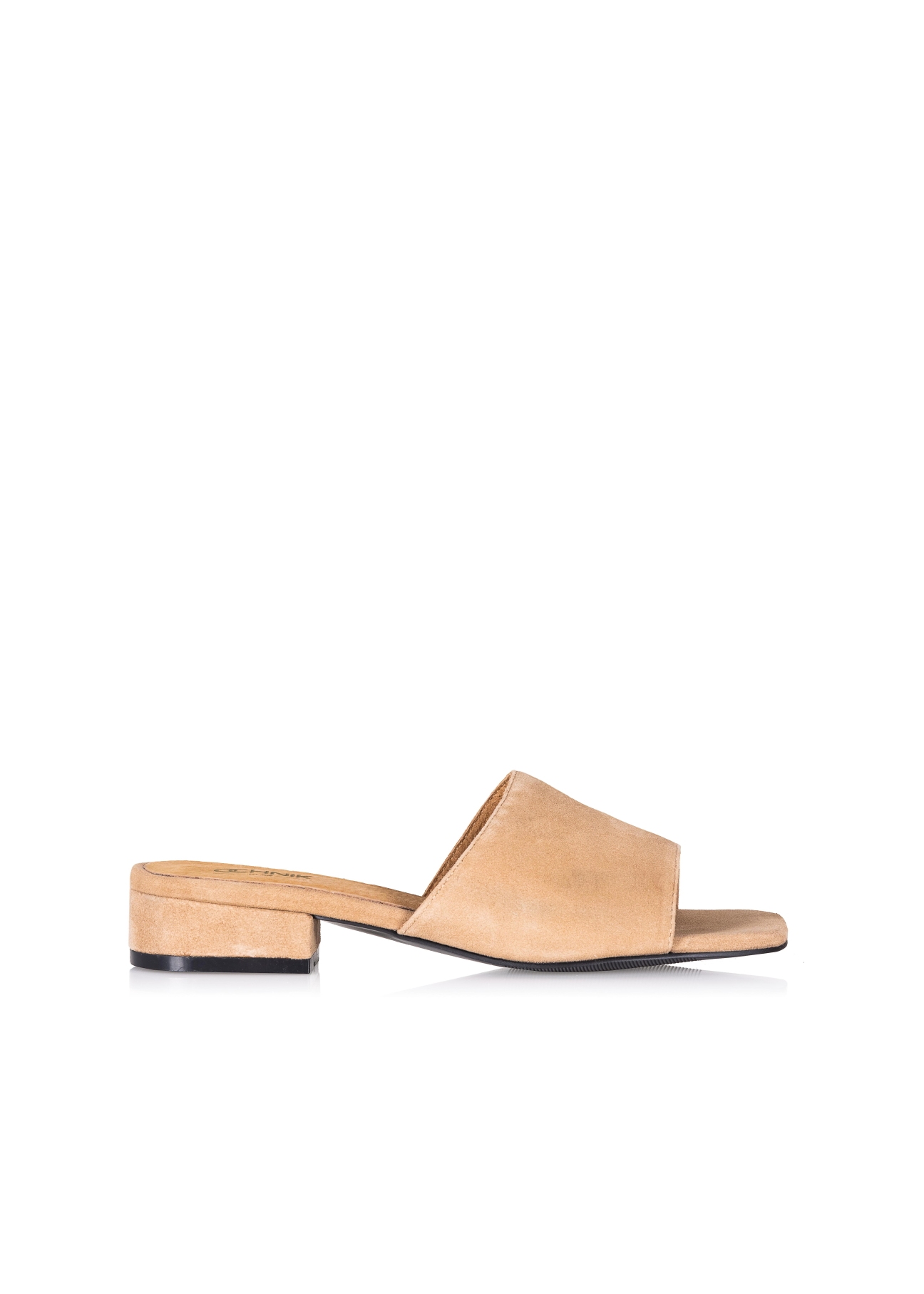Buty damskie BUTYD-0724-81(W21)-01