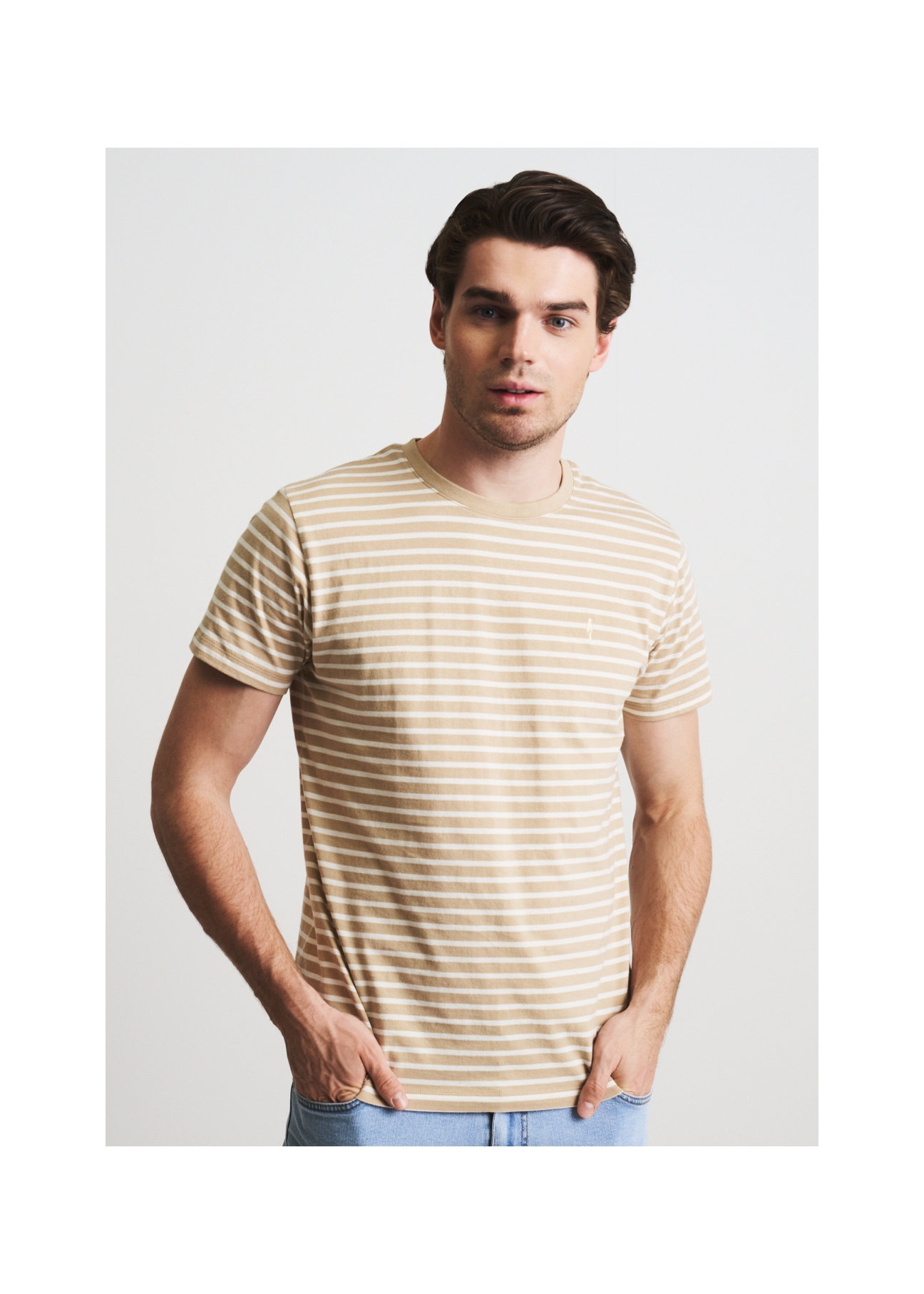 T-shirt męski TSHMT-0071-81(W22)-01