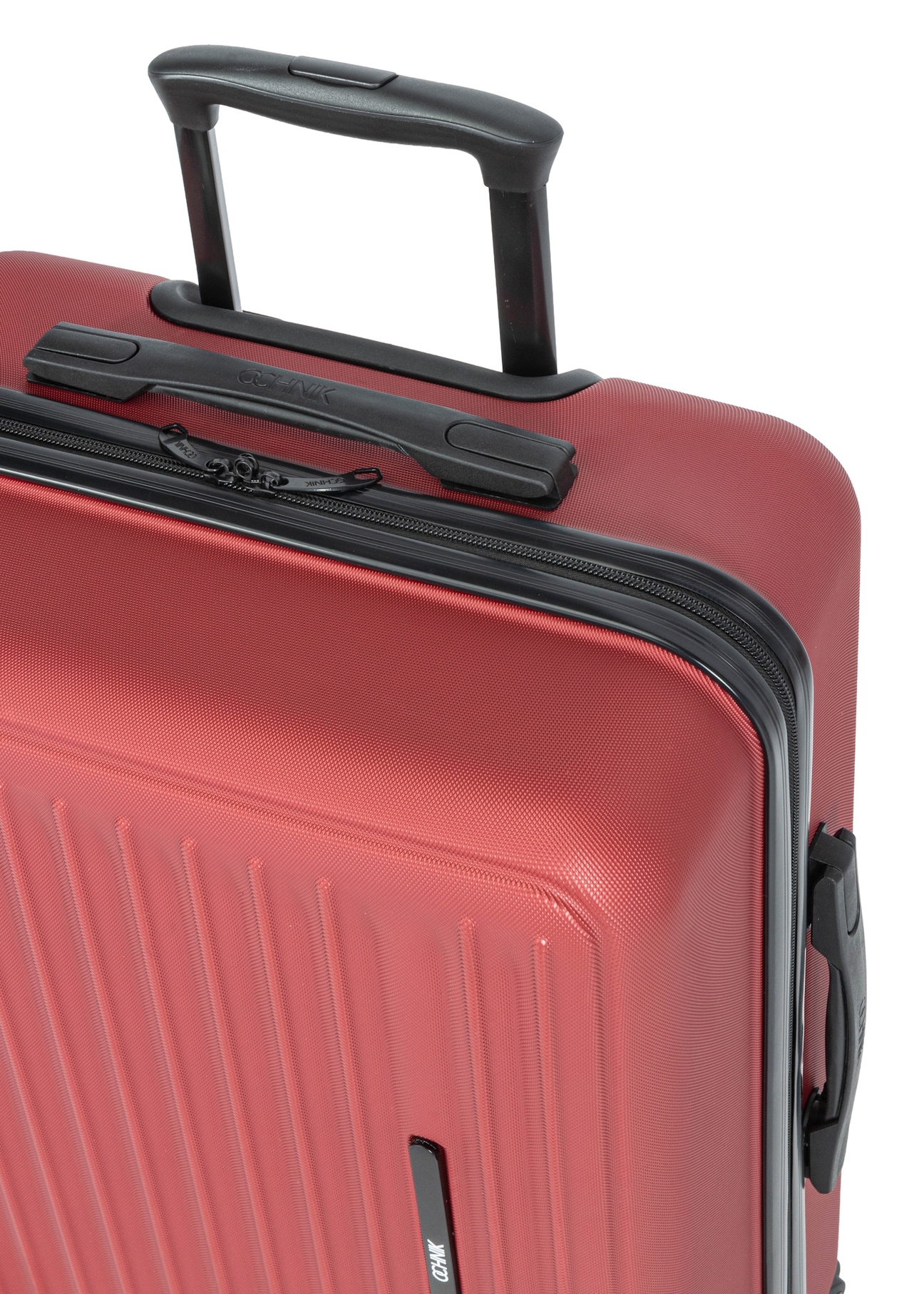 Komplet walizek na kółkach 19"/24"/29" WALAB-0082-4B(W26), zbliżenie na rączkę produktu na białym tle.