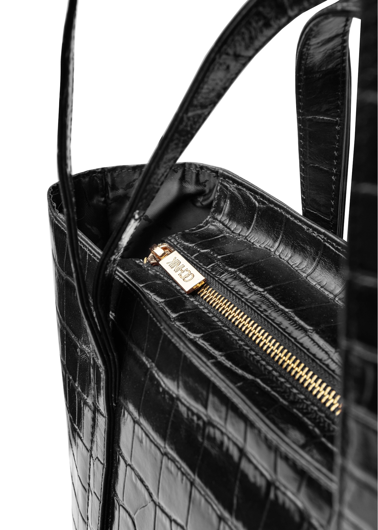 Duża skórzana torebka damska croco TORES-1232-9G(W26), zbliżenie na detal produktu na białym tle.