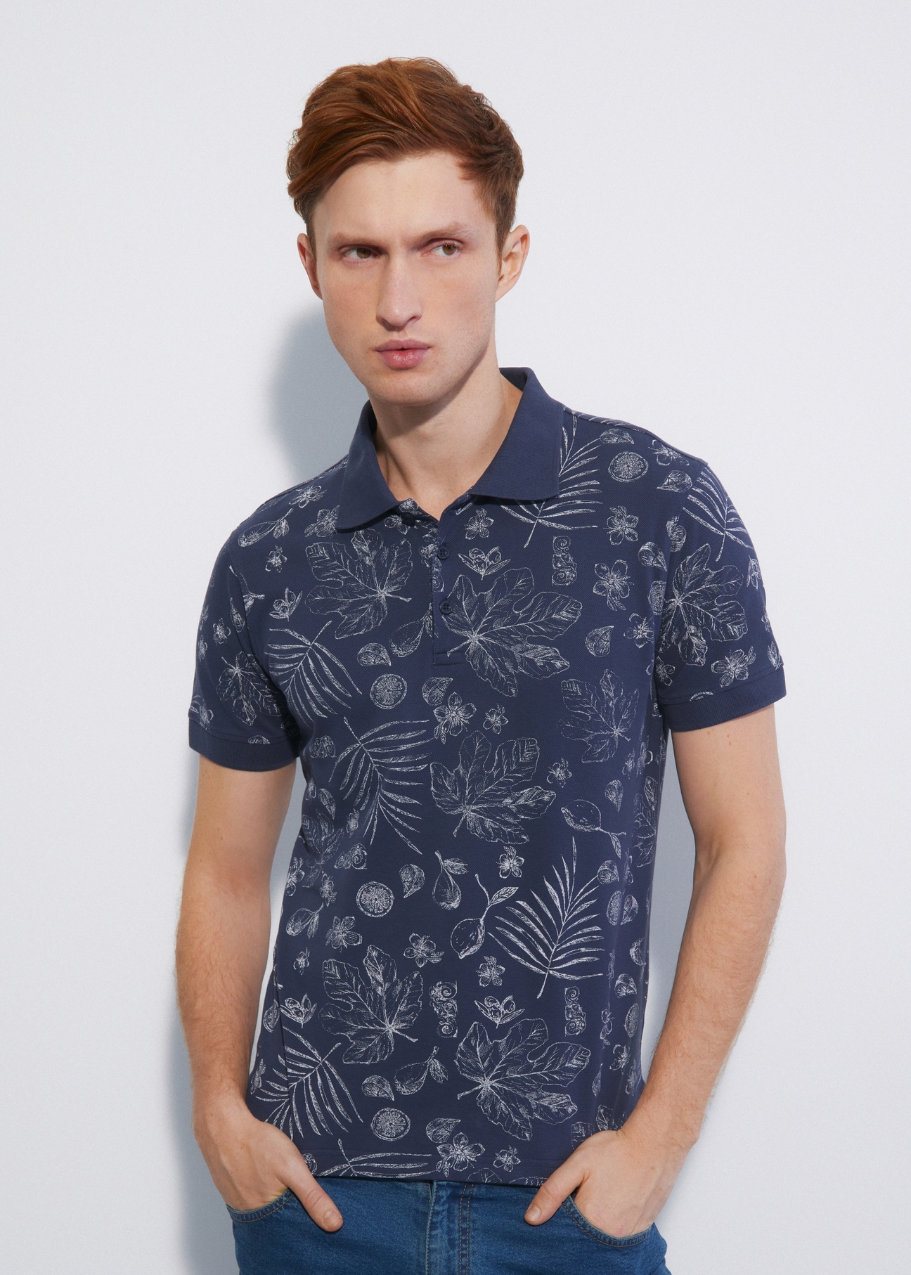 Granatowa wzorzysta koszulka polo POLMT-0057-69(W23)-02