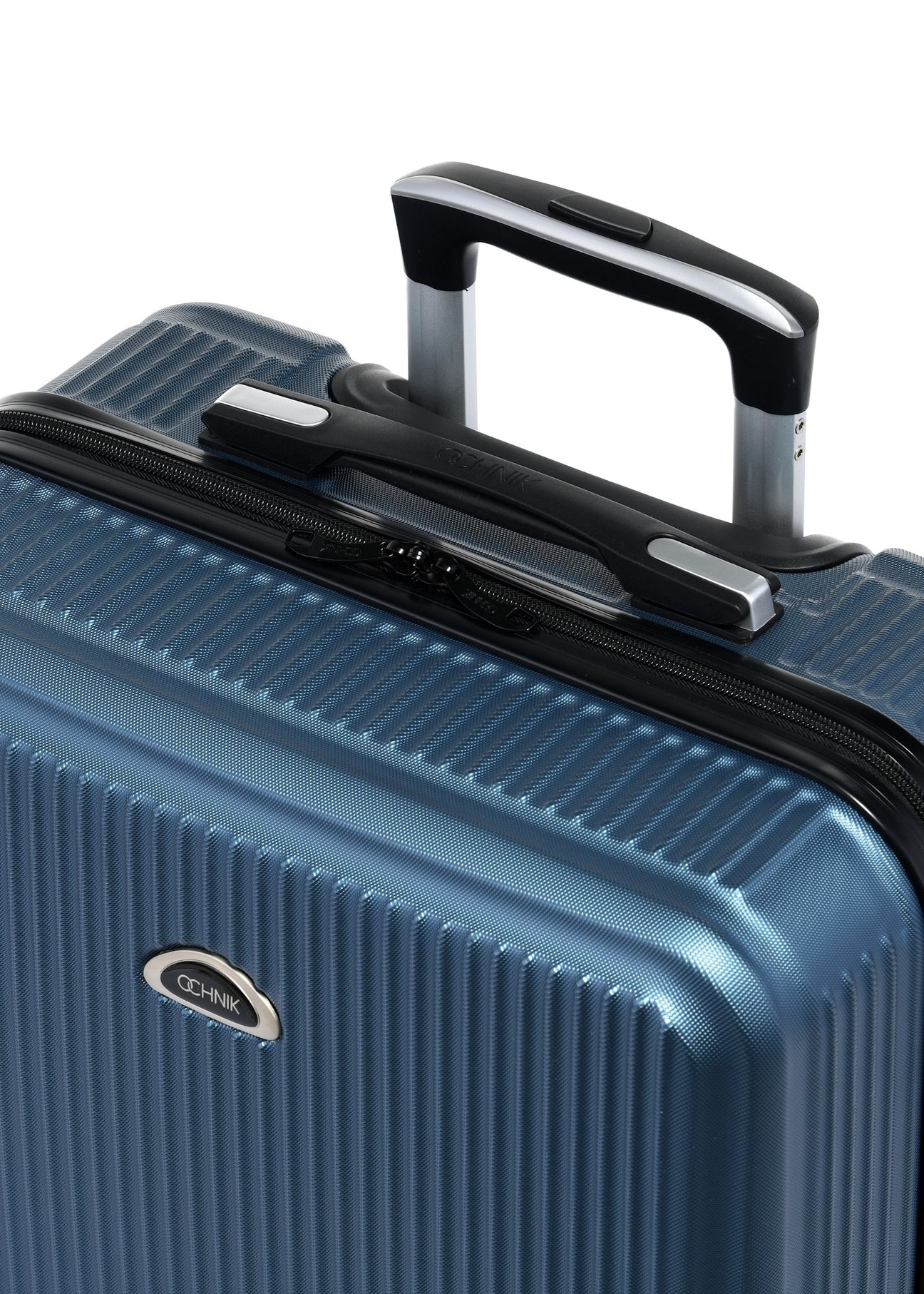 Walizka duża na kółkach WALAB-0053-69-29(W25)-05