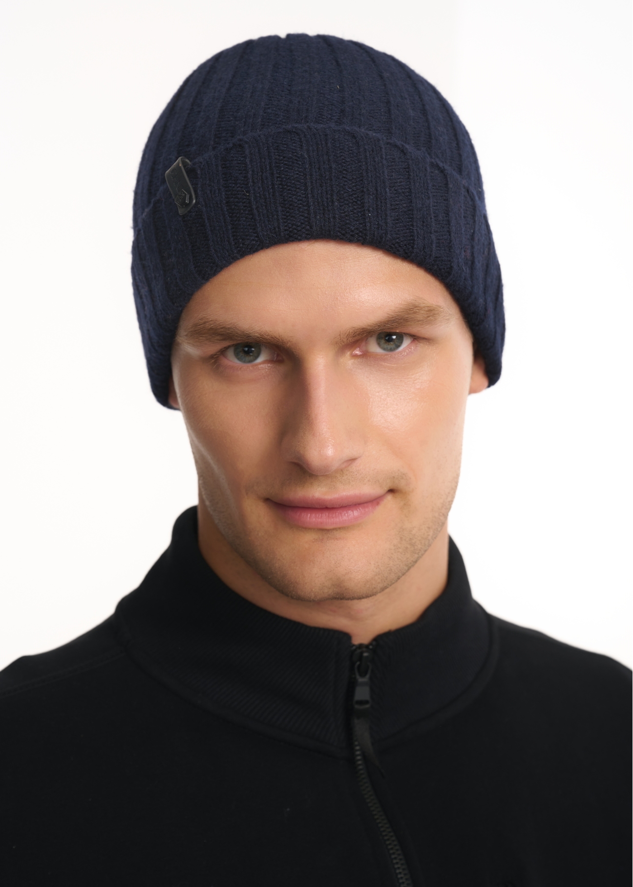 Czapka męska CZAMT-0033-69(Z22)-01