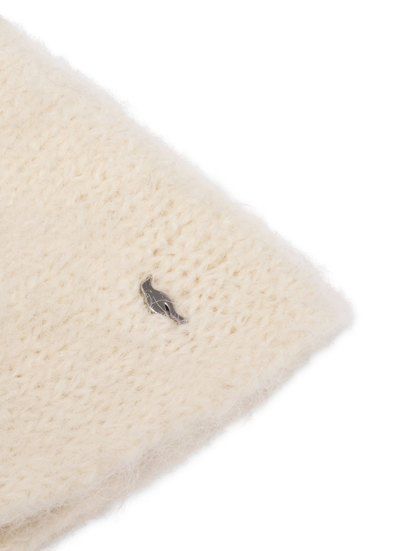 Kremowa opaska z wełną CZADT-0236-0A(Z26) - zbliżenie na detal, na białym tle. 