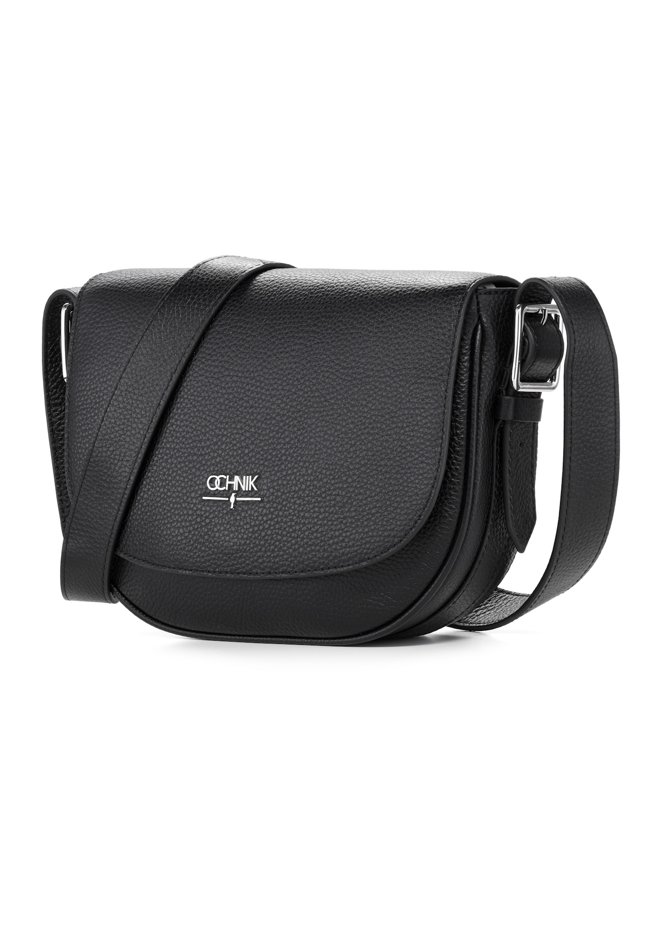 Czarna skórzana torebka damska na ramię TORES-1218-9I(W26), widok produktu skosem na białym tle.