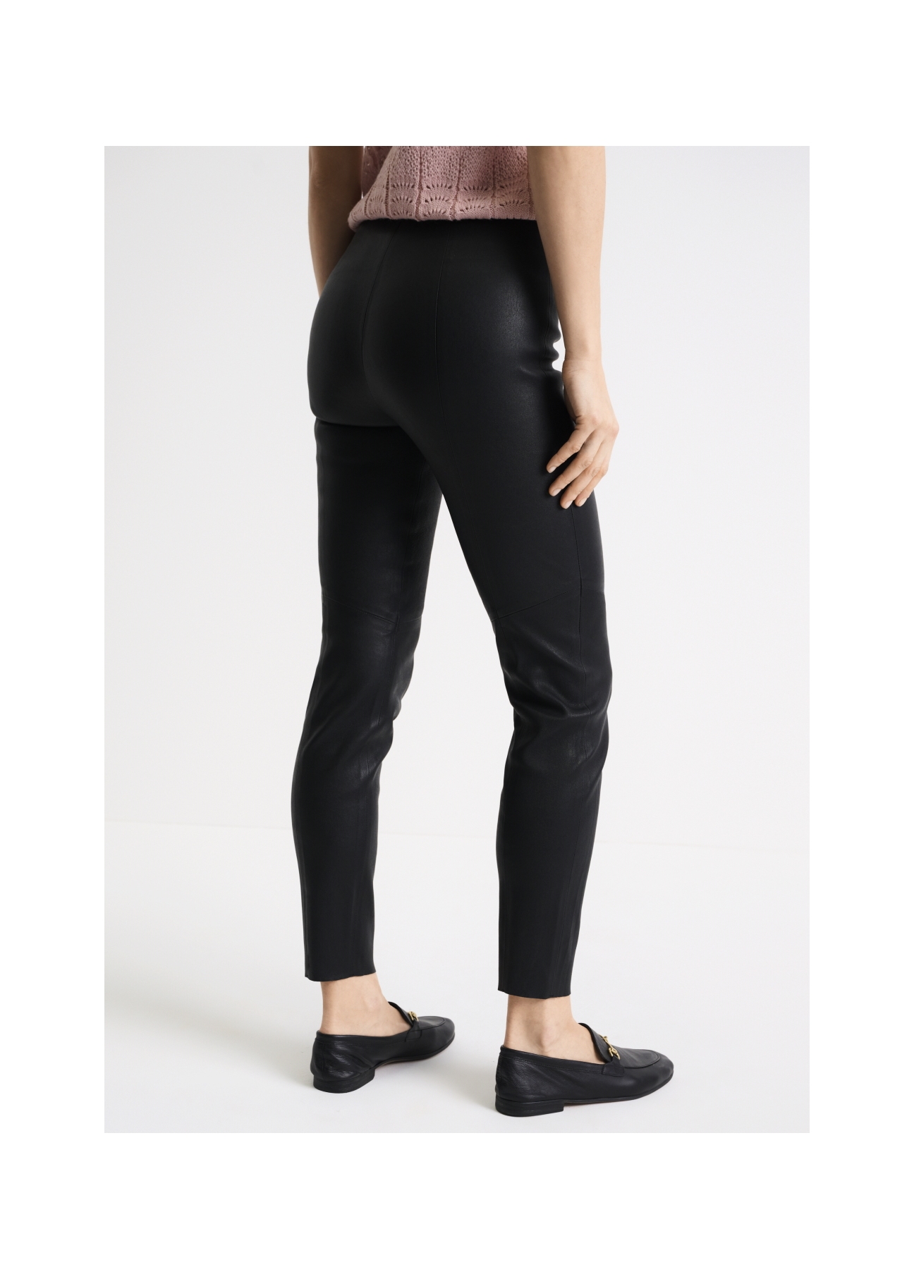 Skórzane legginsy damskie SPODS-0030-1236(W22)-04