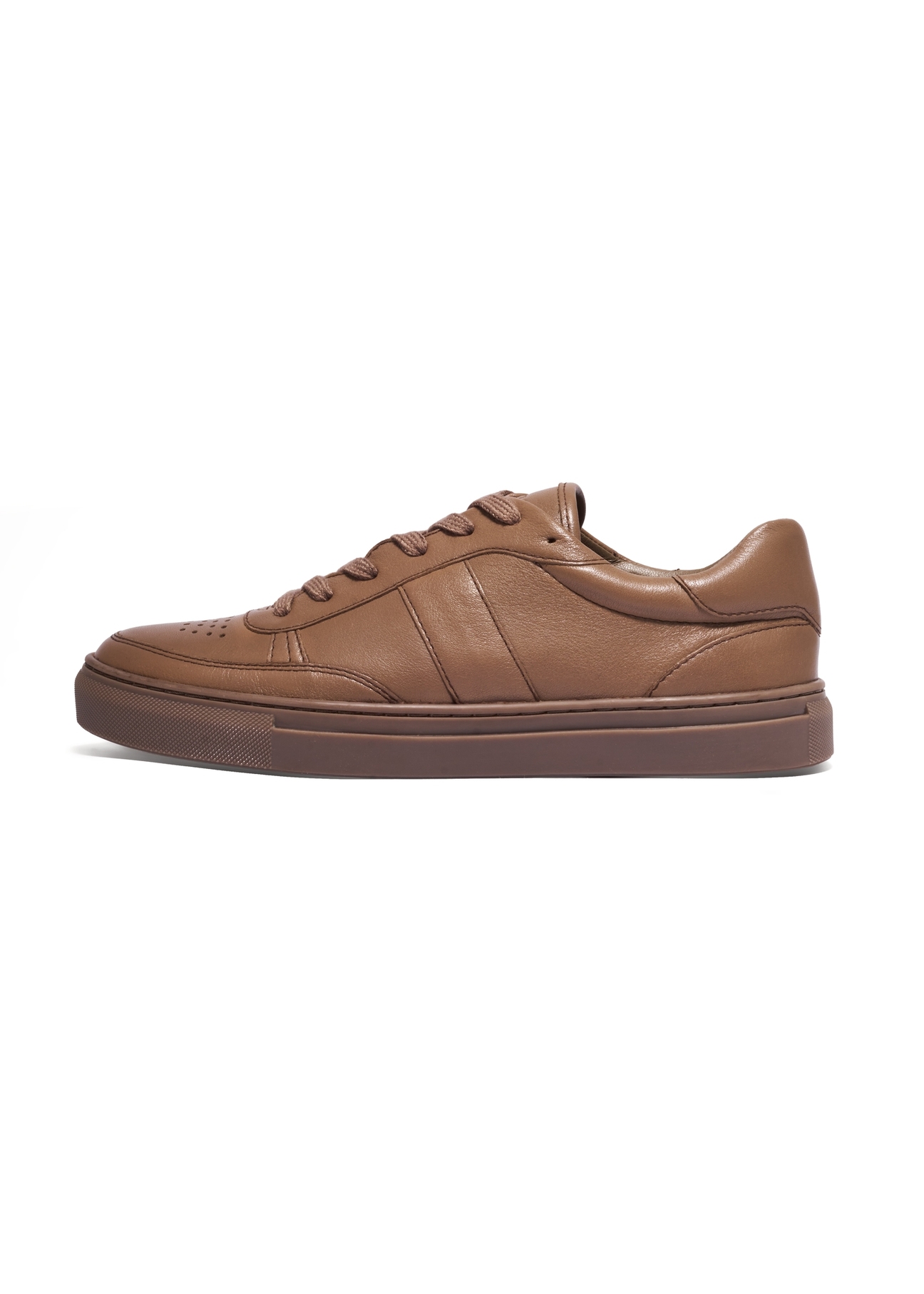 Skórzane sneakersy damskie w kolorze chłodnego beżu BUTYD-1294-1K(Z26), widok produktu z boku na białym tle.