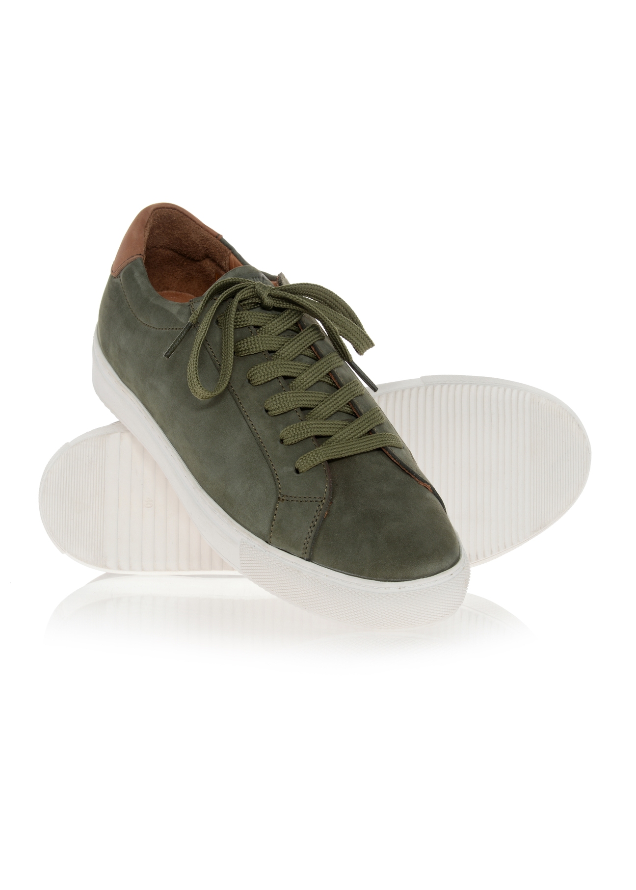 Zielone skórzane sneakersy męskie BUTYM-0438-54(W23)-04