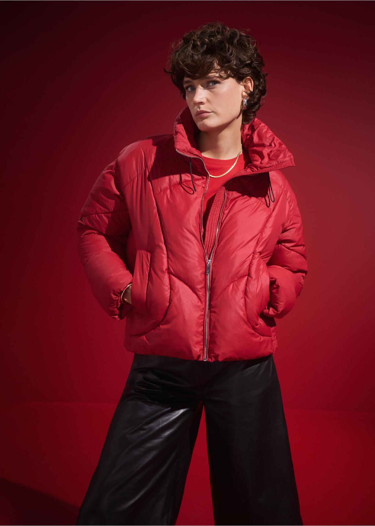 Red winter short women's jacket KURDT-0538-42(Z24)