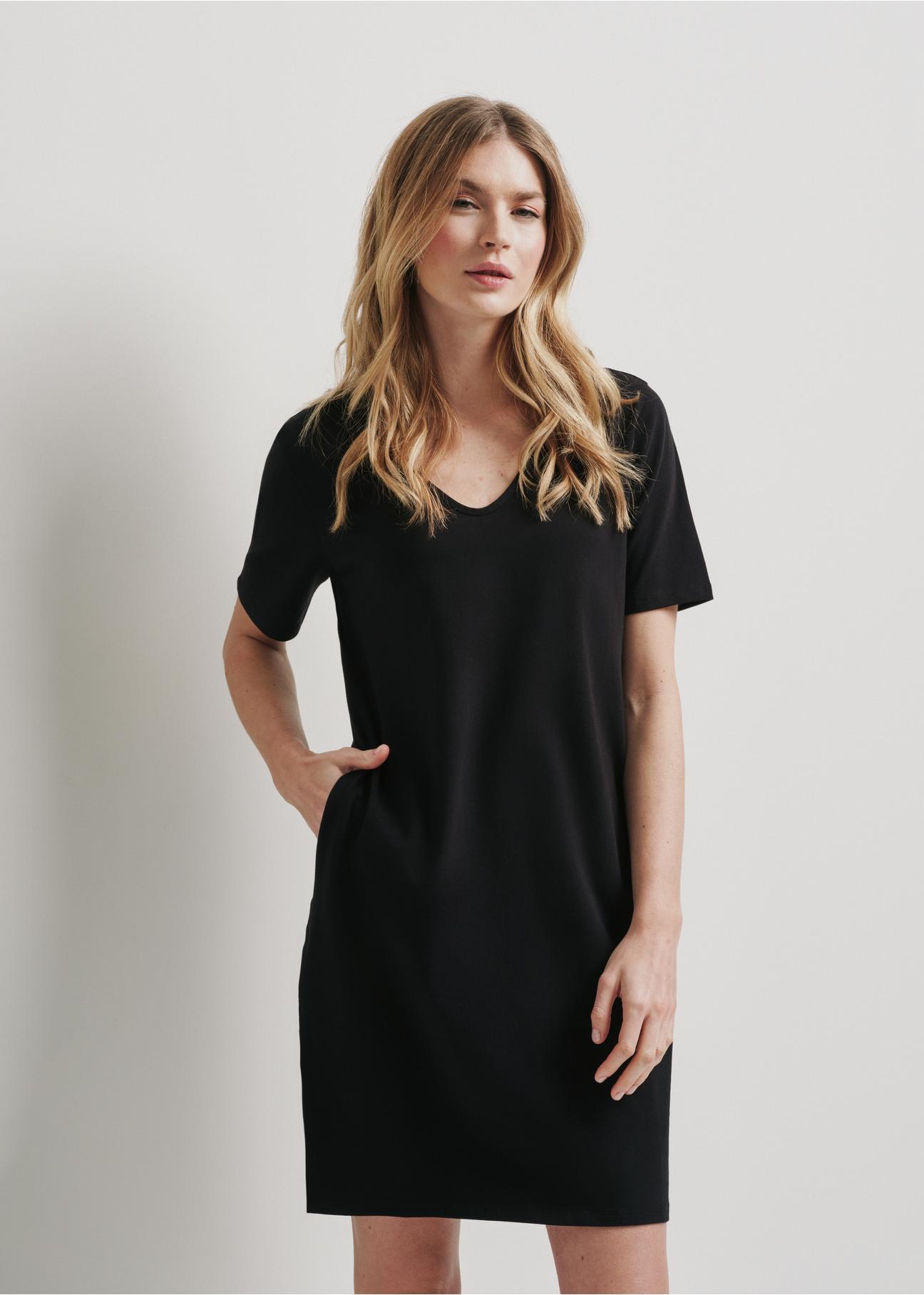 Krótka bawełniana czarna sukienka SUKDT-0185-99(W24)