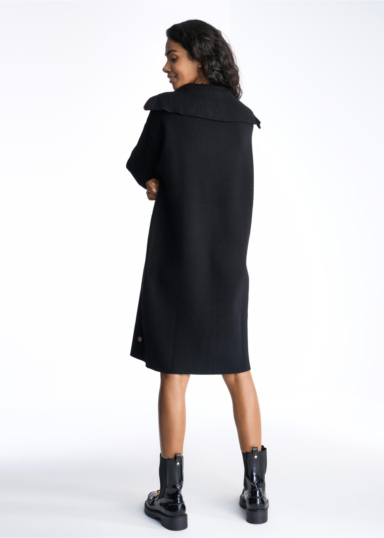 Czarna sukienka damska na suwak SUKDT-0142-99(Z23)