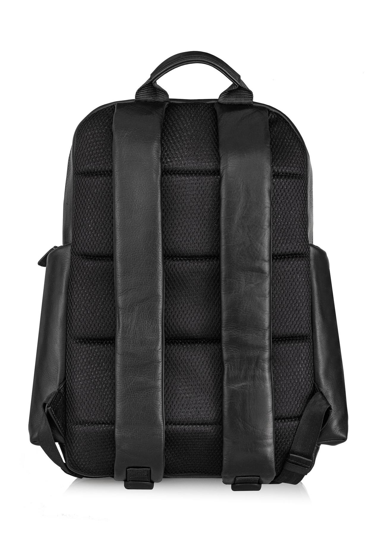 Capacious men's leather backpack TORMS-0437-99(Z24)-04