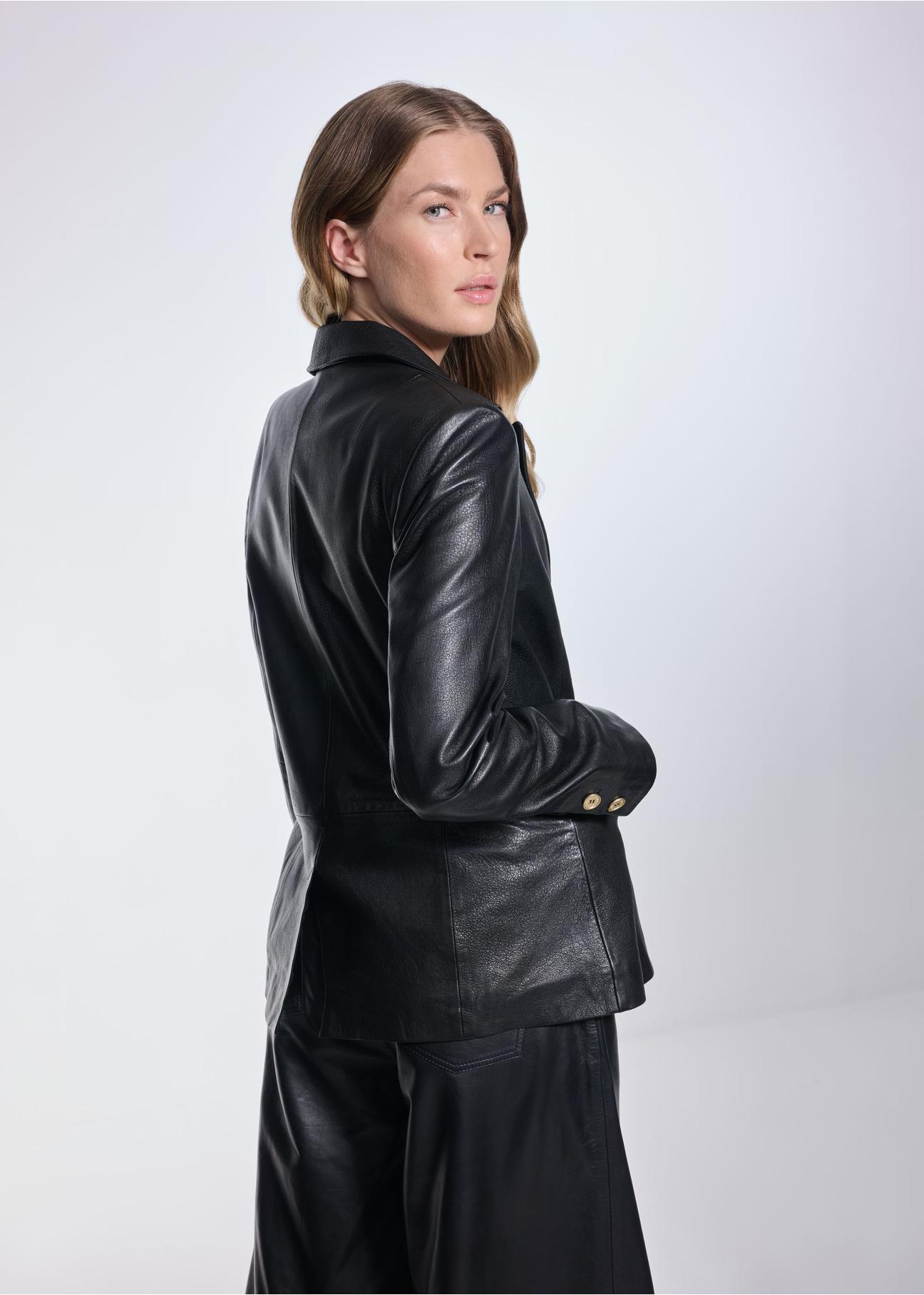 Women's leather jacket in the form of a blazer KURDS-0507-1313(Z24)-03