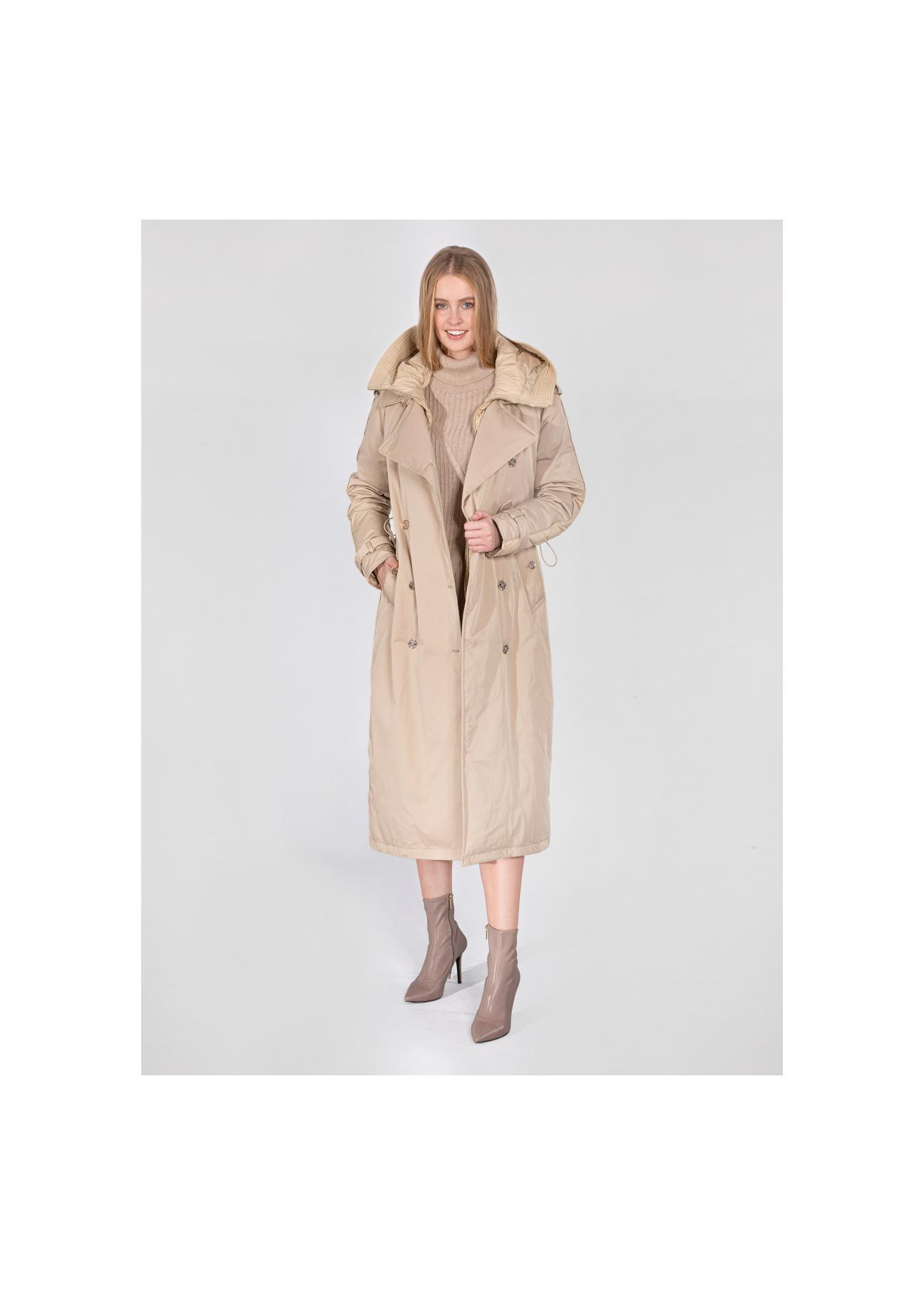 Beżowy zimowy płaszcz damski KURDT-0260-81(Z20)