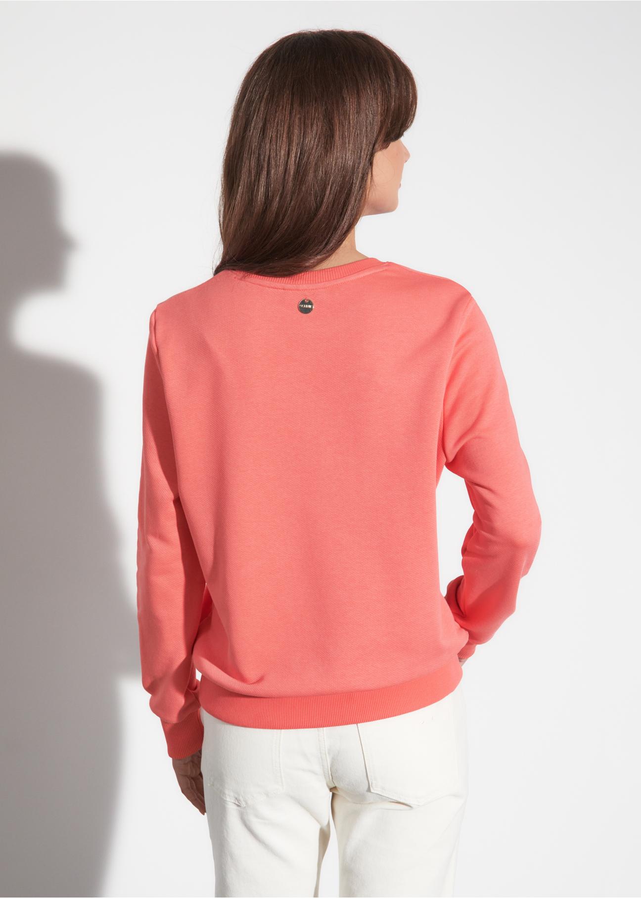Różowa bluza damska z kwiecista aplikacją BLZDT-0087-34(W23)