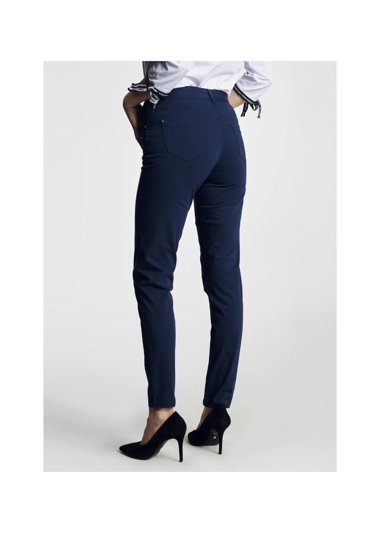 Granatowe spodnie skinny damskie SPODT-0026-69(W21)