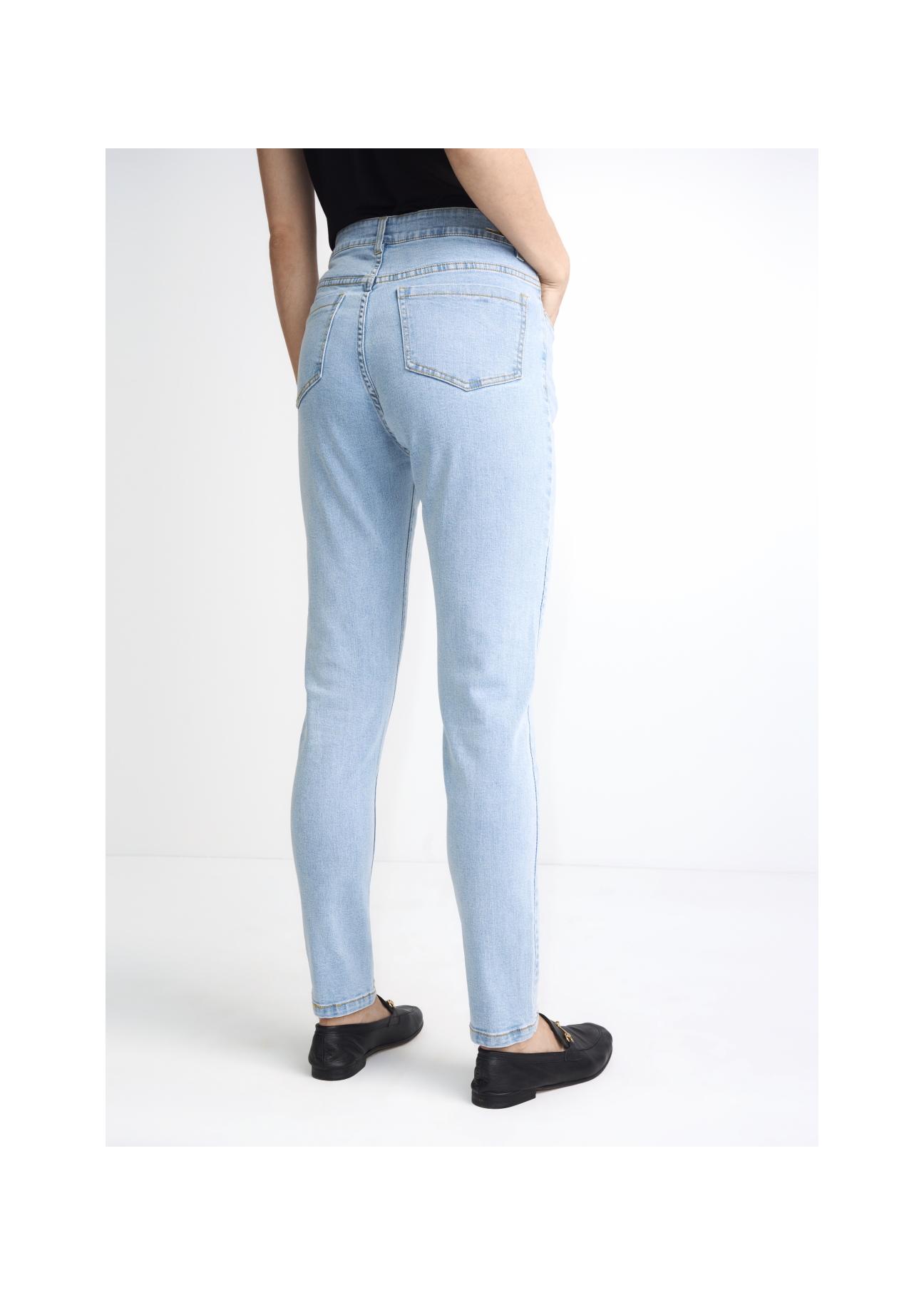Jasne spodnie jeansowe damskie JEADT-0005-61(W22)